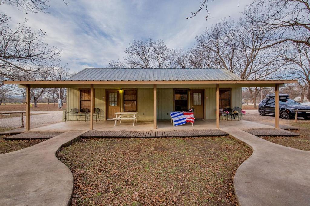 Seven Bluff Cabins photo 67