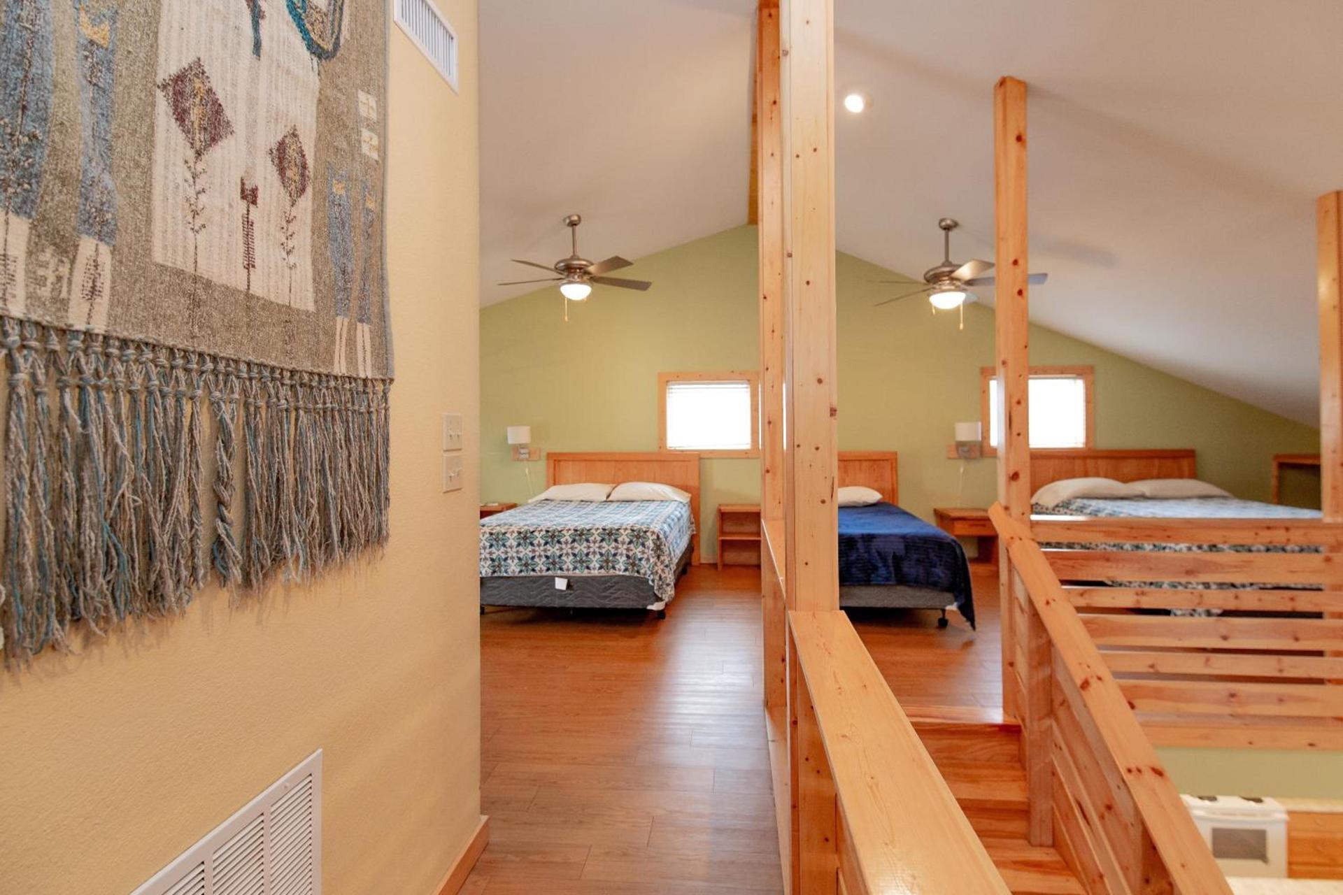 Seven Bluff Cabins photo 18