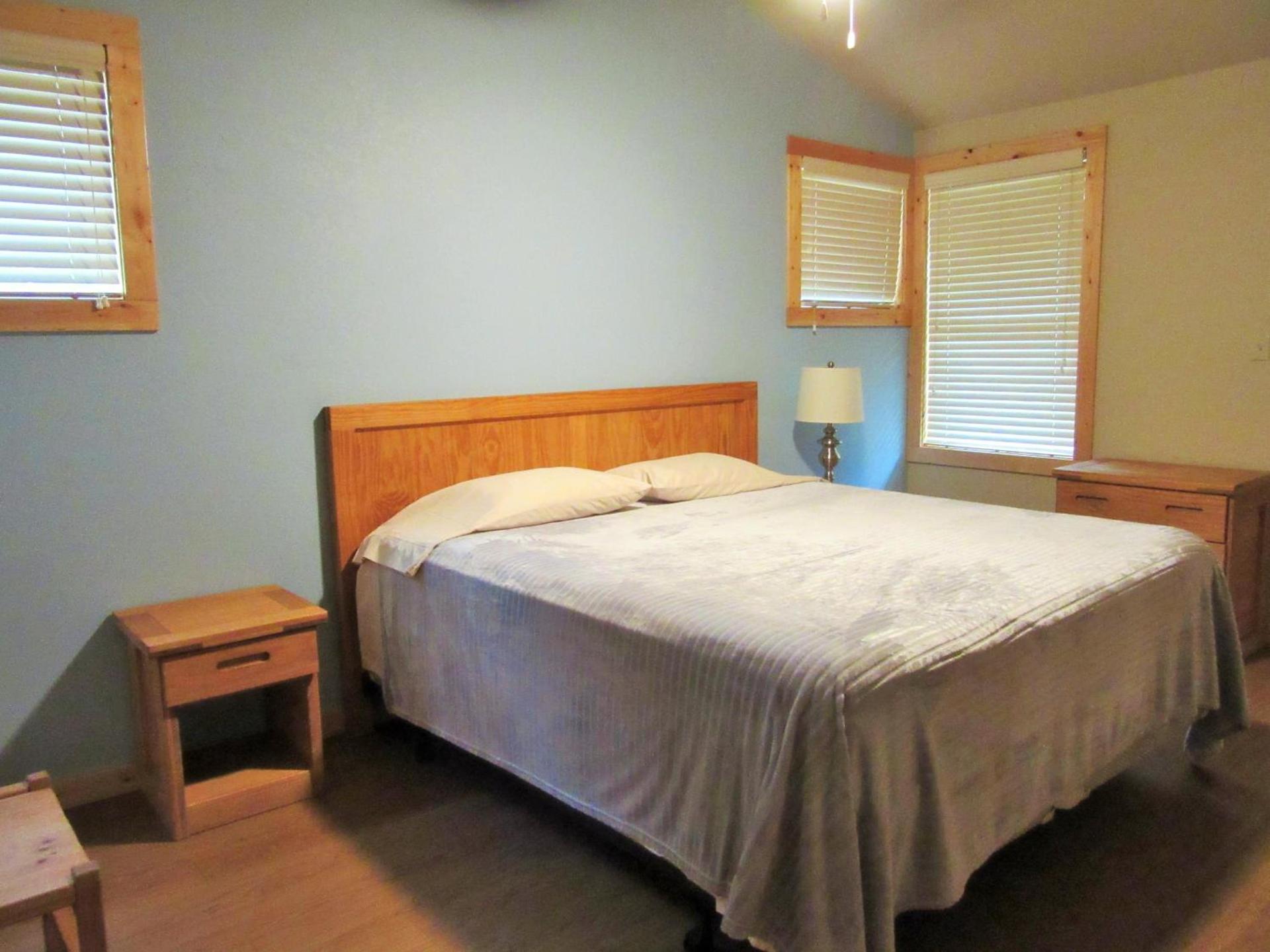 Seven Bluff Cabins photo 4