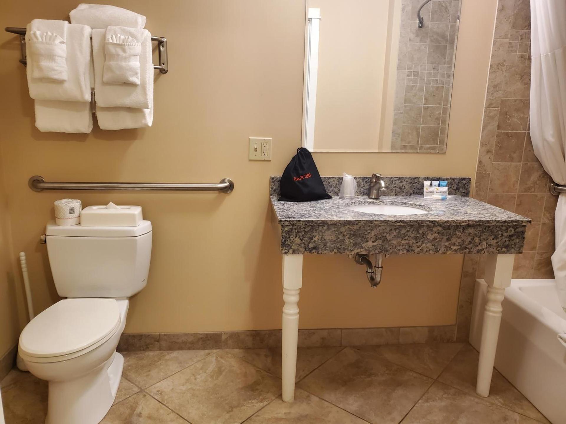 Bar Harbor Manor photo 42