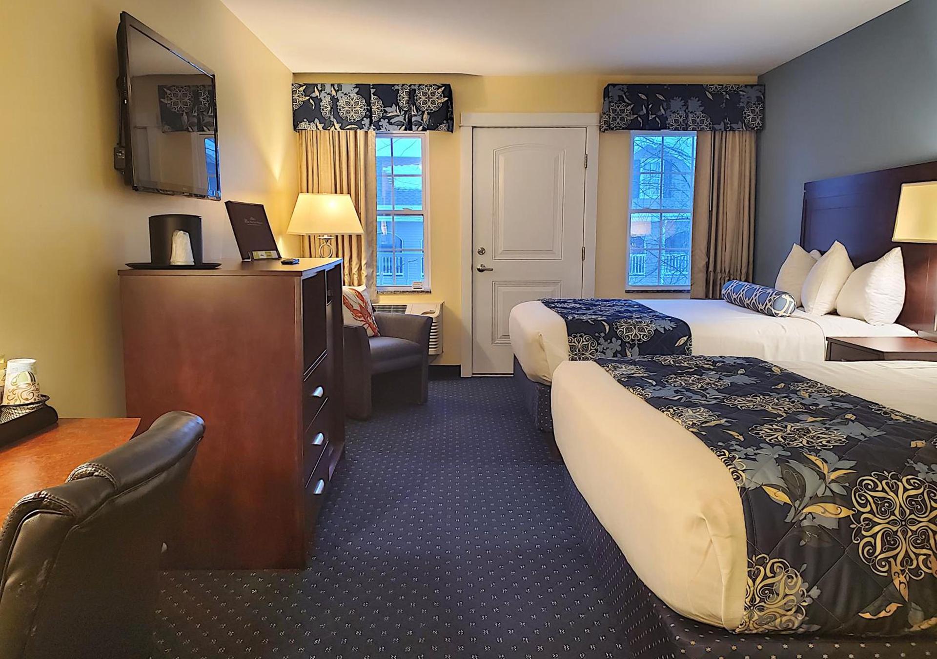 Bar Harbor Manor photo 41