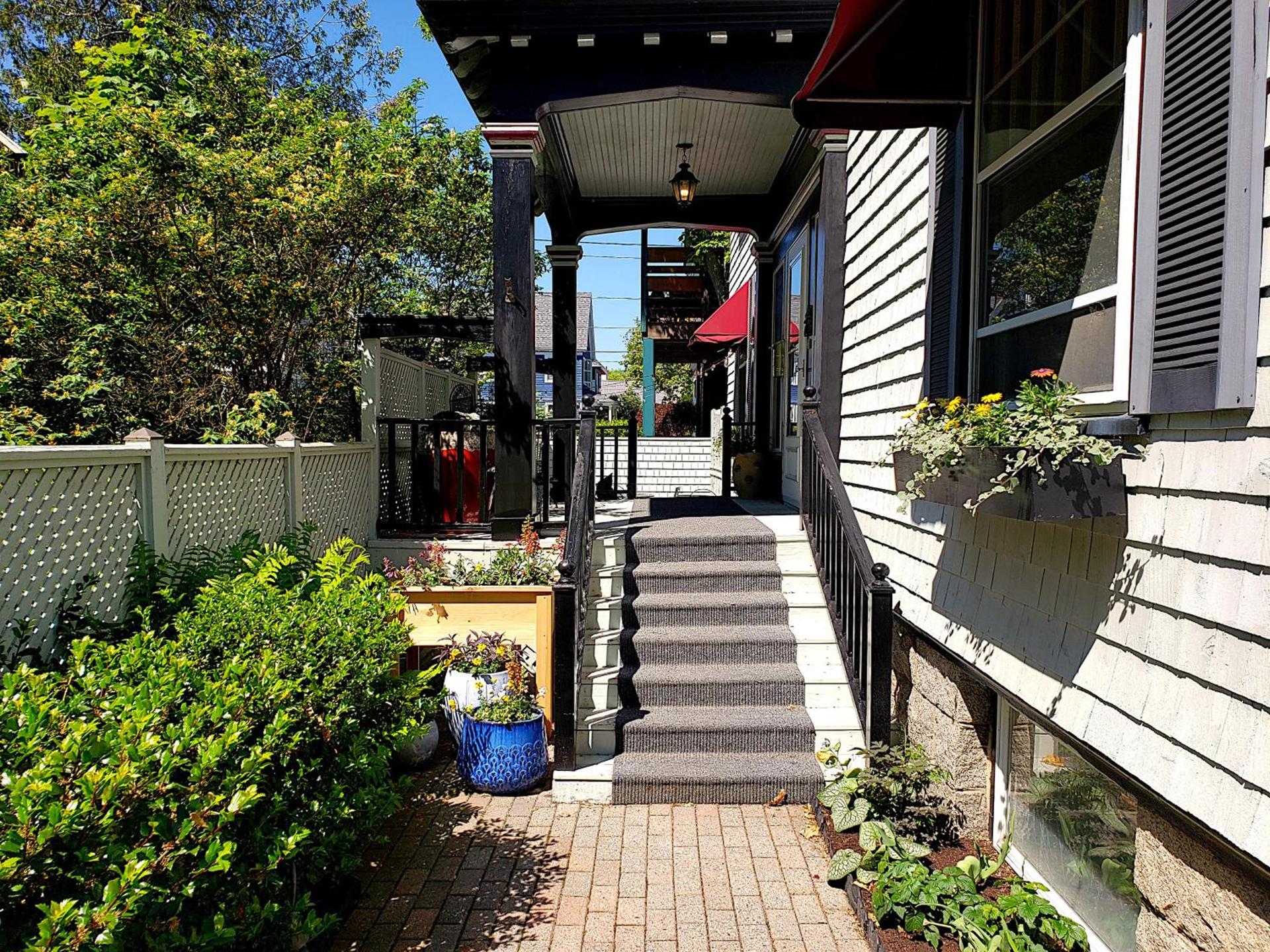 Hearthside Inn photo 48