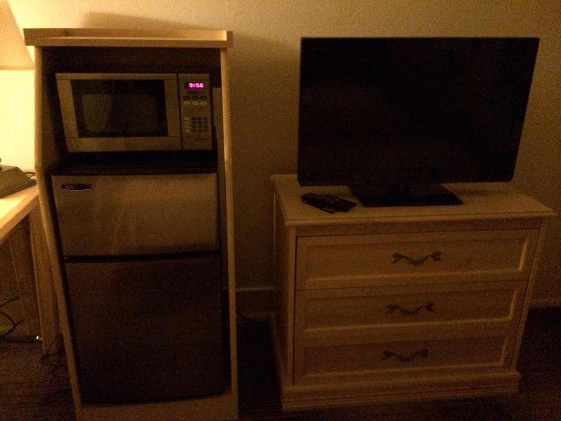 Super 8 by Wyndham Idaho Falls photo 30