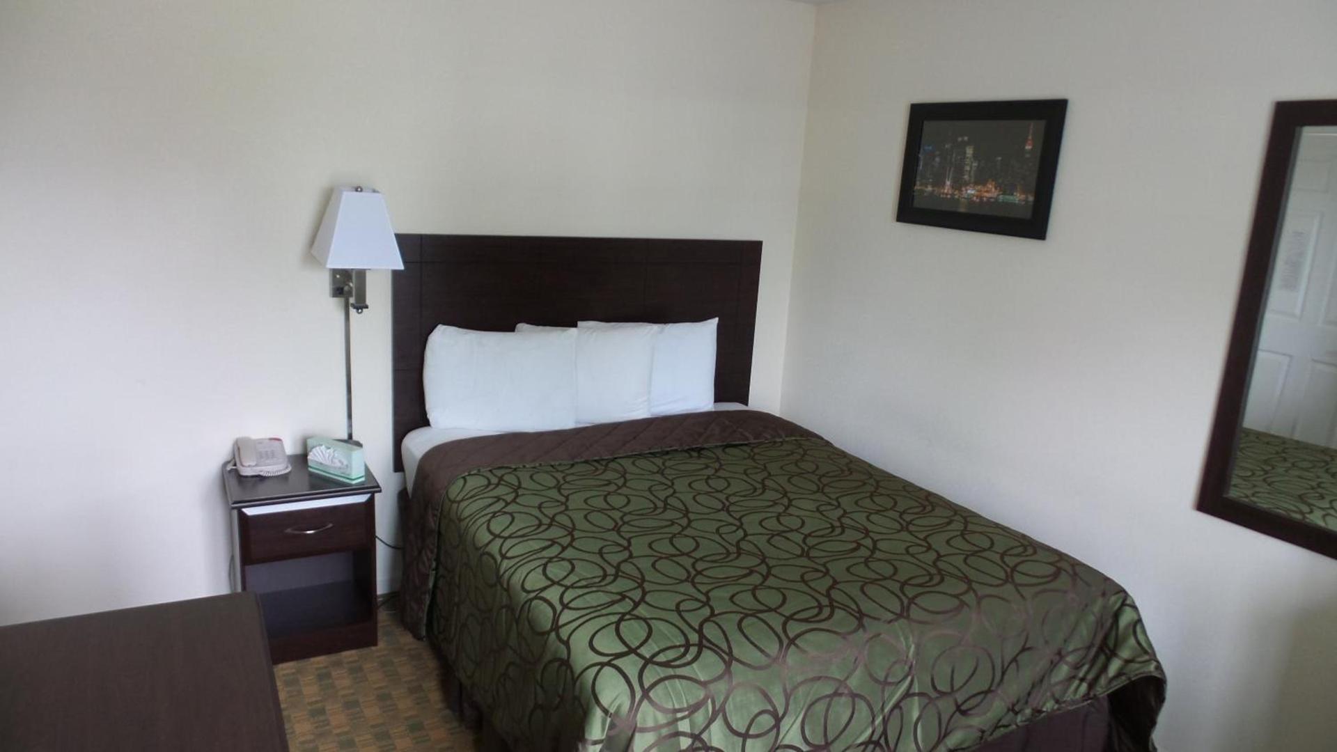 Sea Girt Lodge photo 44