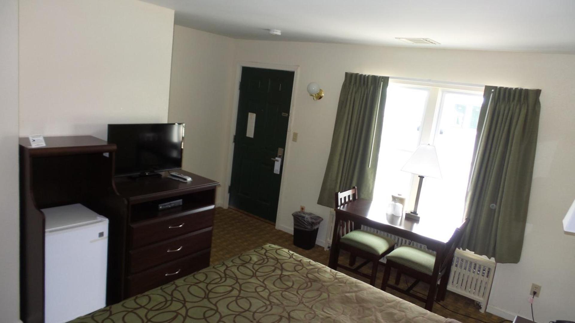 Sea Girt Lodge photo 21