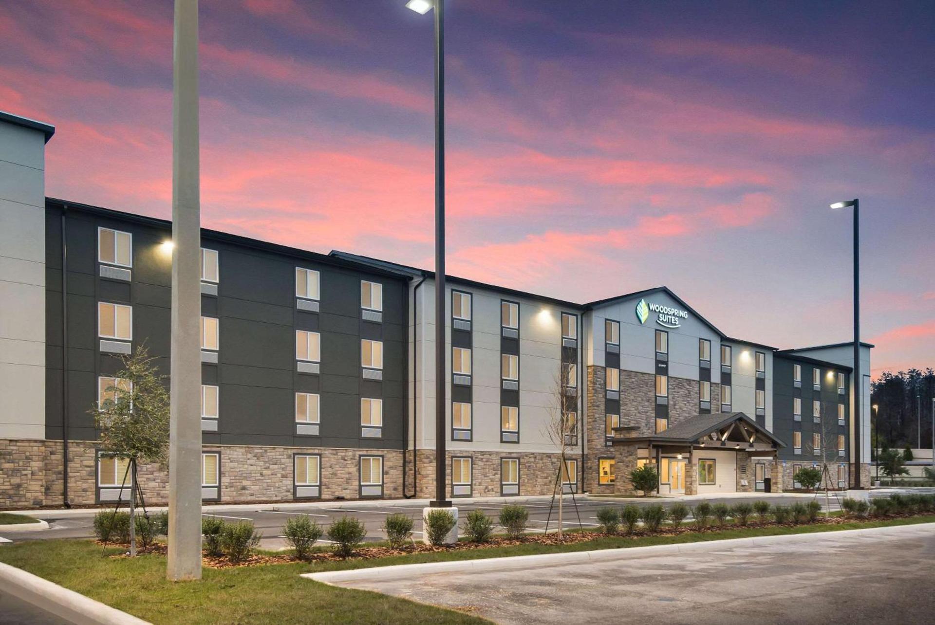 WoodSpring Suites Tampa Airport North Veterans Expressway photo 21