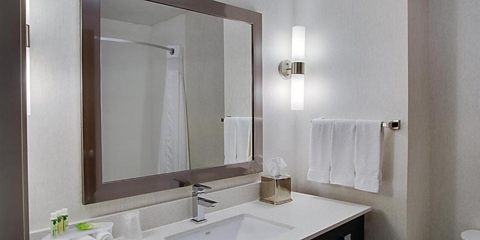 Holiday Inn Express Sidney by IHG photo 3