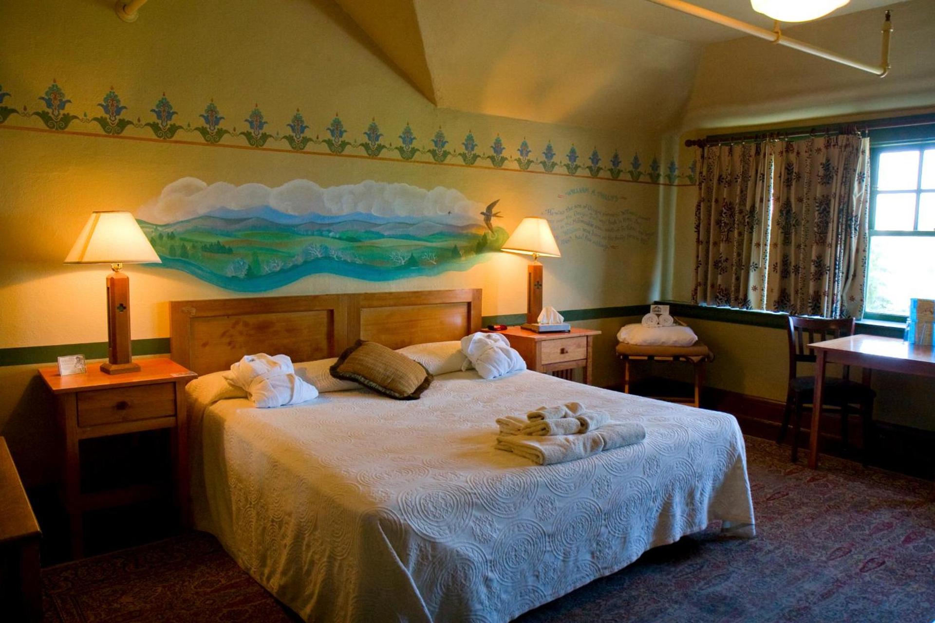 McMenamins Edgefield photo 6