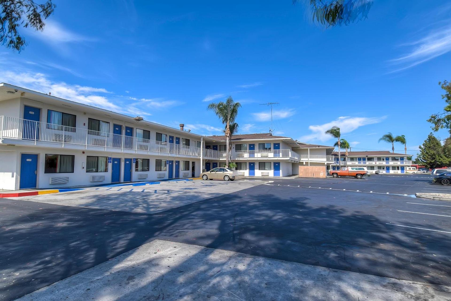 Motel 6-Stanton, CA- Anaheim West photo 5