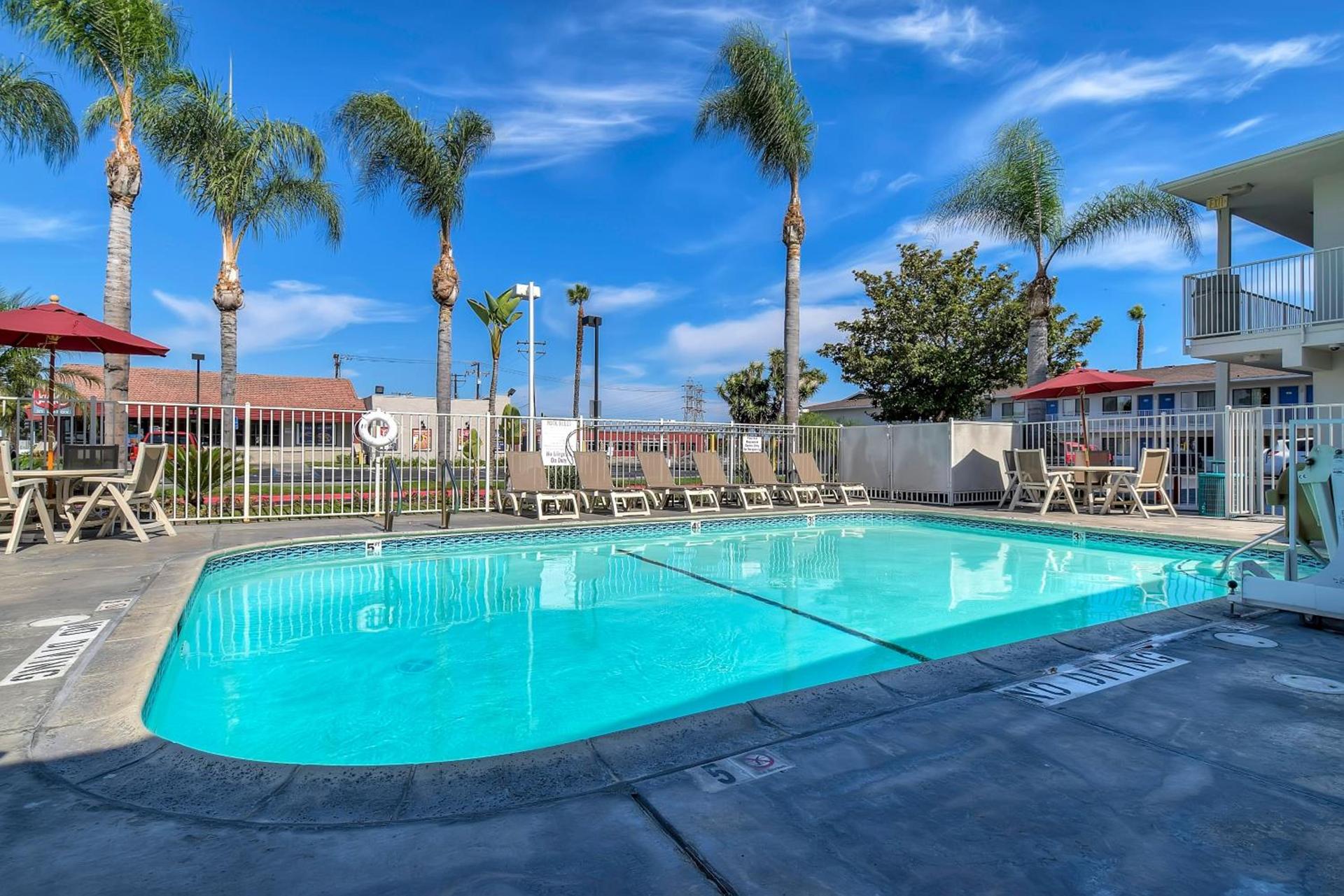 Motel 6-Stanton, CA- Anaheim West photo 8