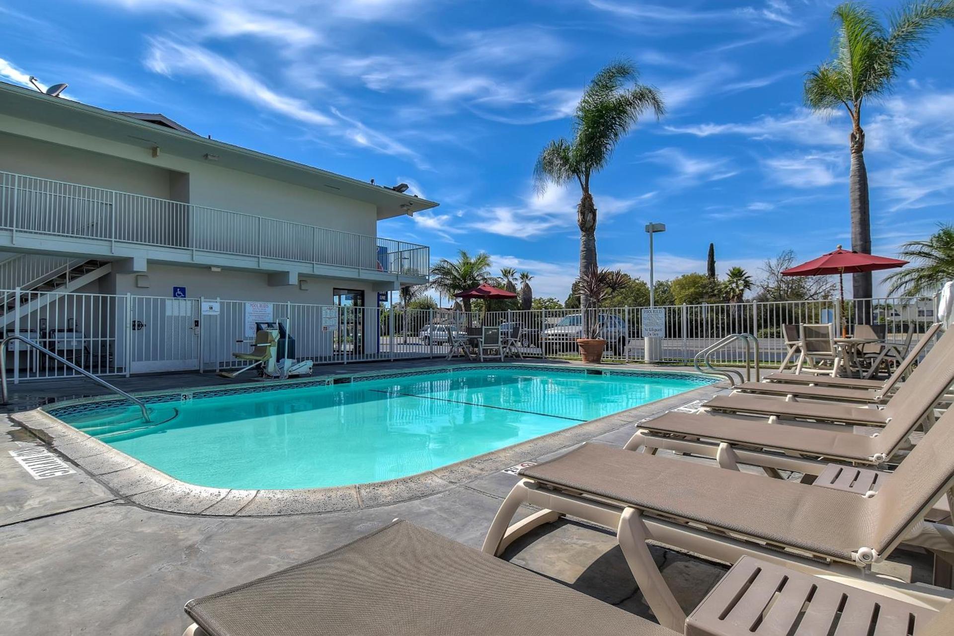 Motel 6-Stanton, CA- Anaheim West photo 10
