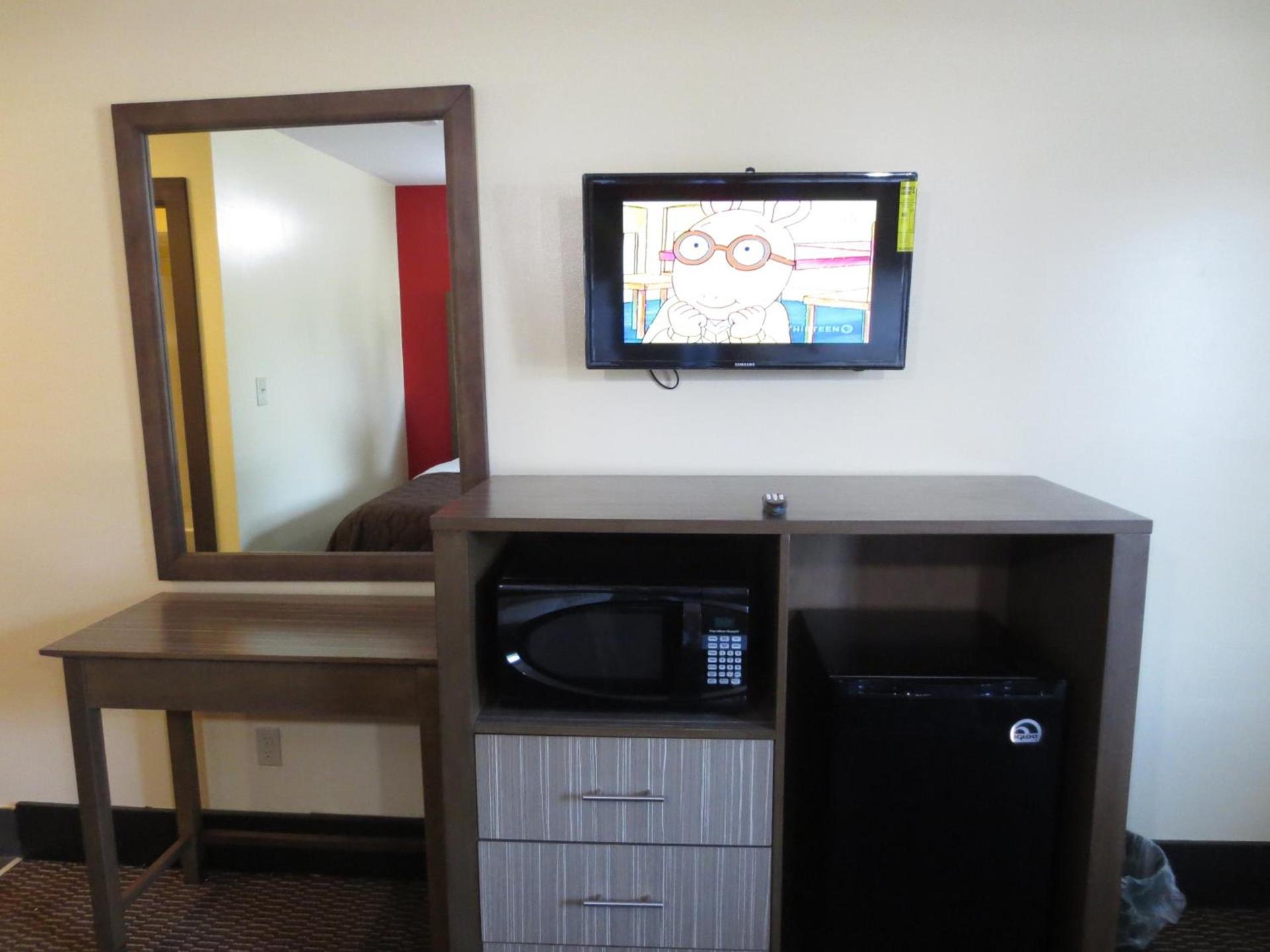 Brick Motor Inn photo 2