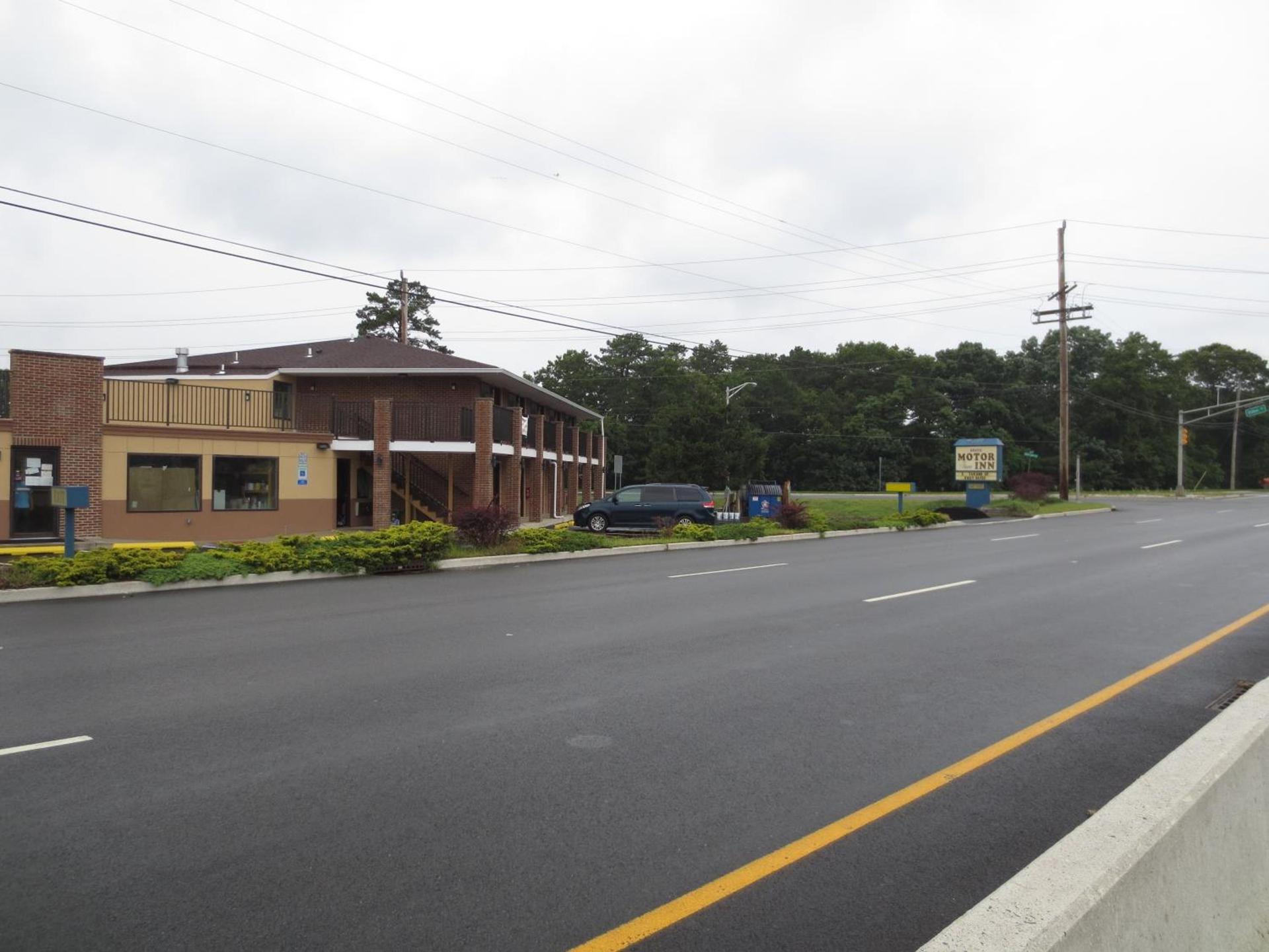 Brick Motor Inn photo 6