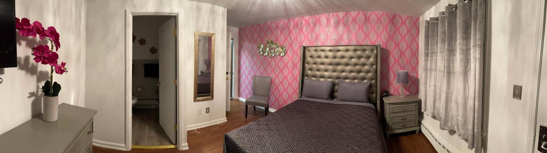 Red Lotus Inn photo 6