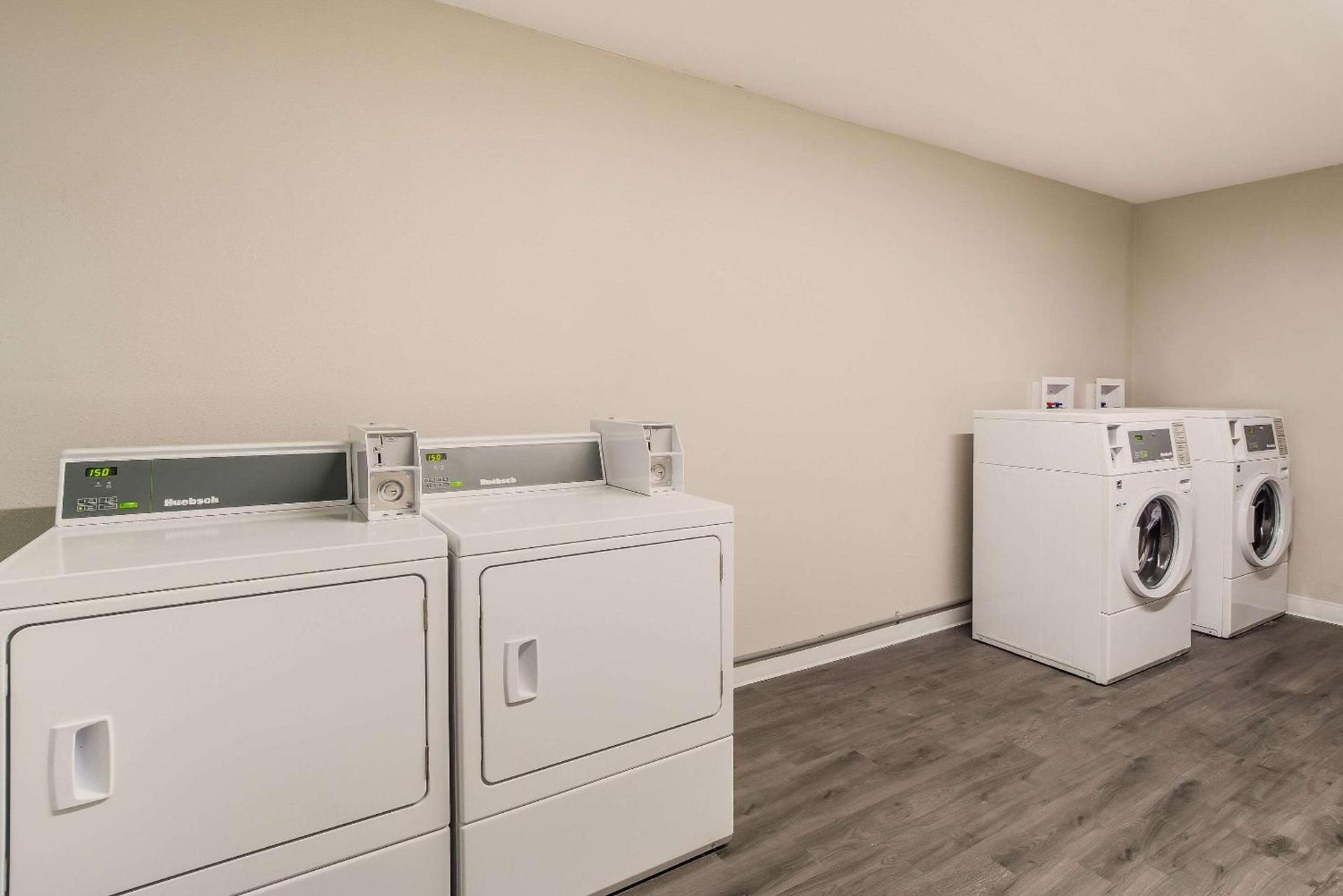 Clarion Inn & Suites Florence - Darlington photo 27