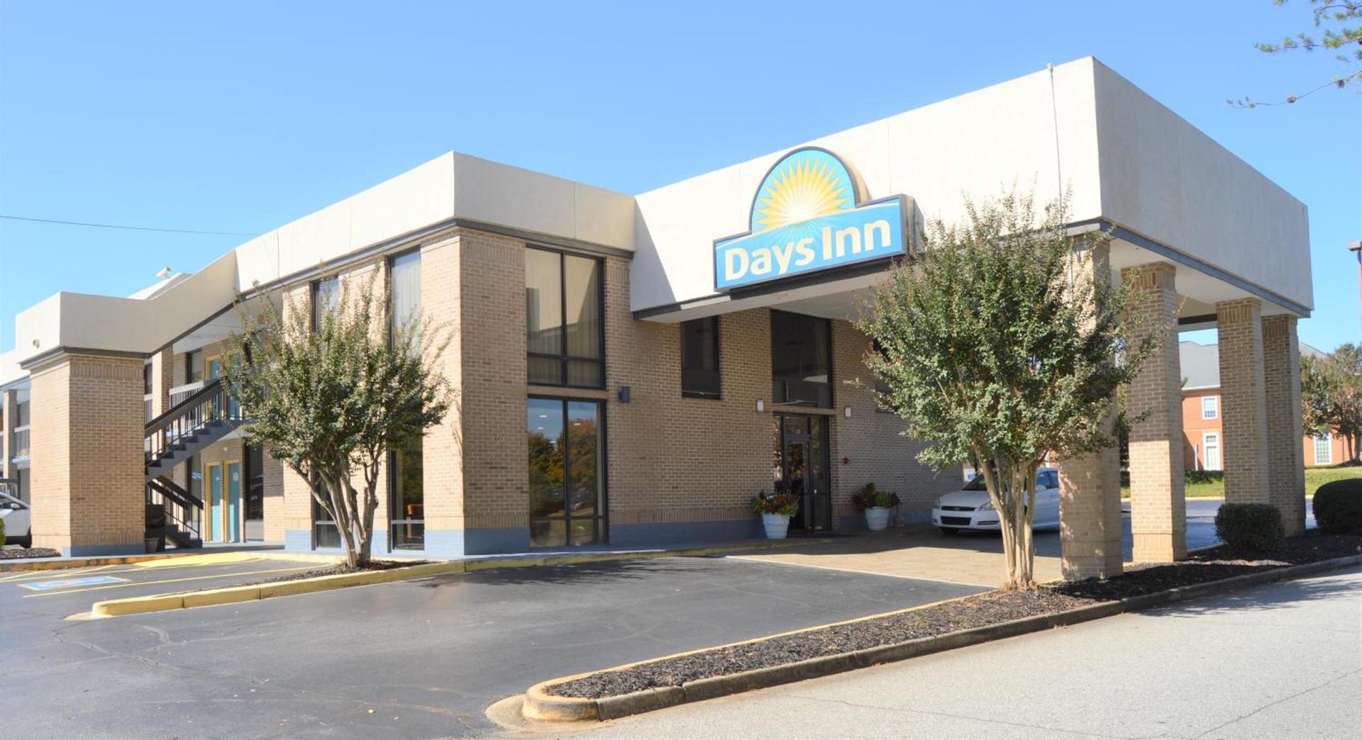 Days Inn by Wyndham Easley West Of Greenville/Clemson Area — hotel in Easley