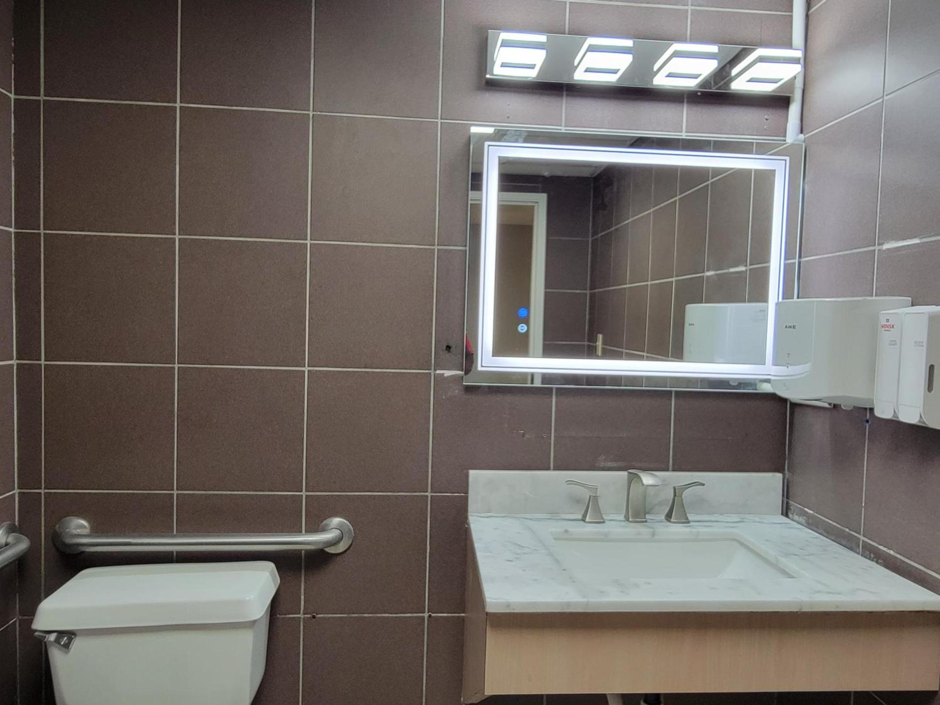 Extend-a-Suites - Extended Stay, I-40 Amarillo West photo 6