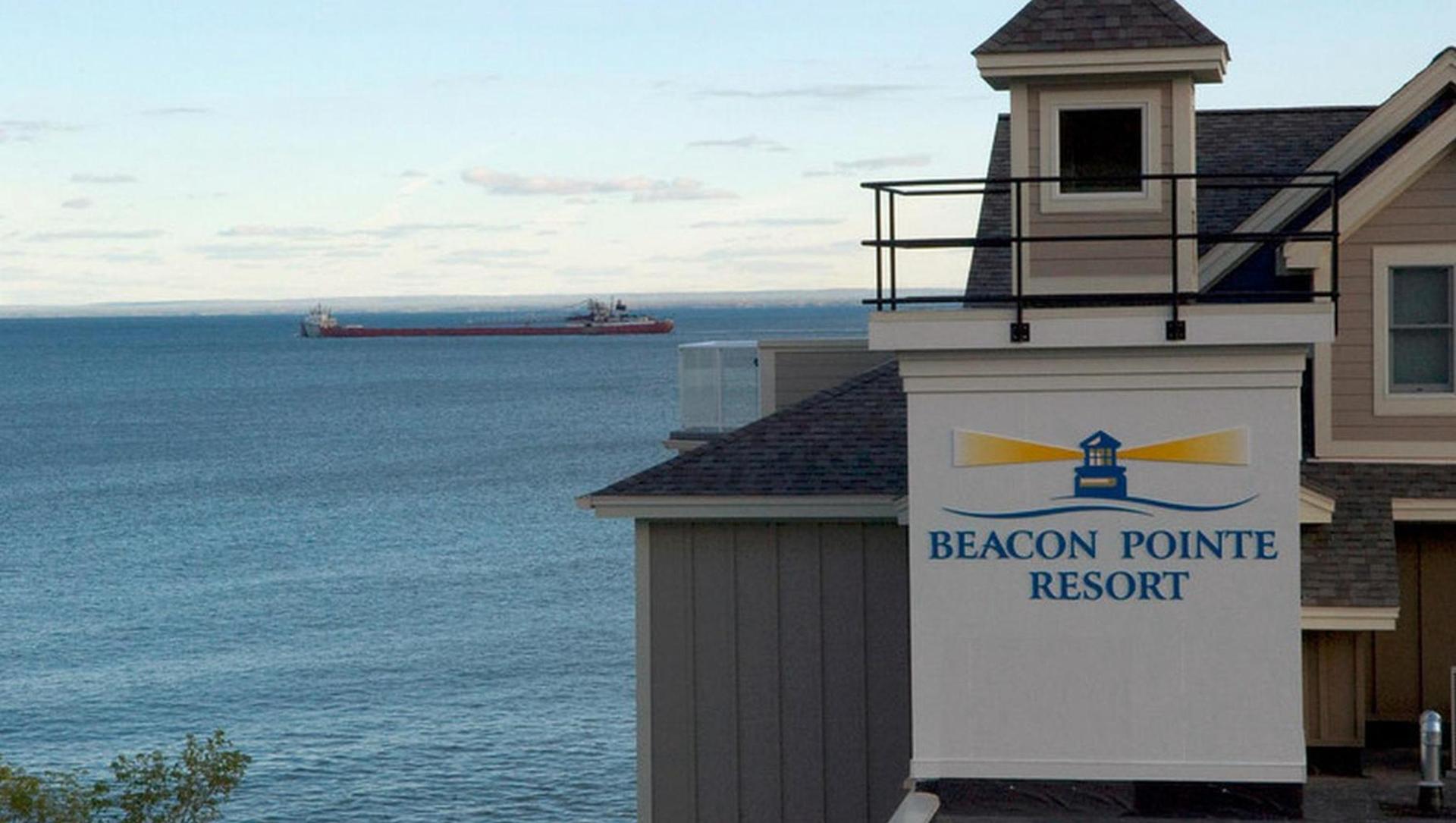 Beacon Pointe on Lake Superior photo 7