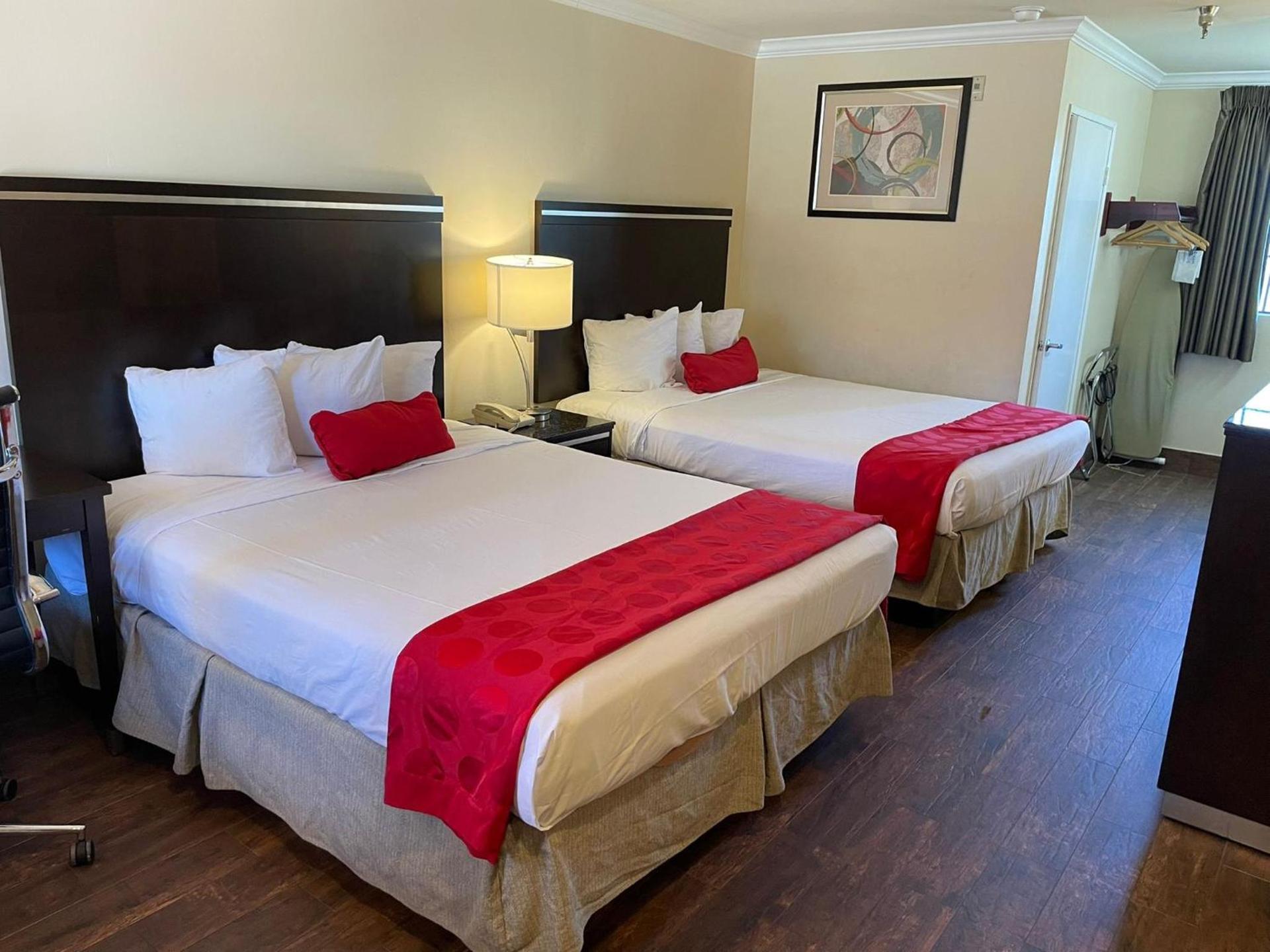 Ramada by Wyndham San Diego Poway Miramar photo 81