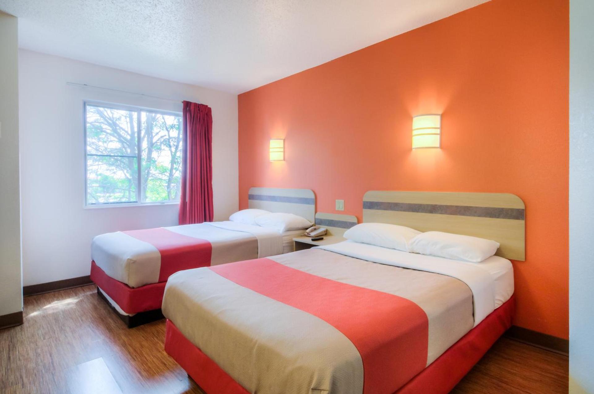 Motel 6-Joliet, IL - Chicago - I-55 photo 3