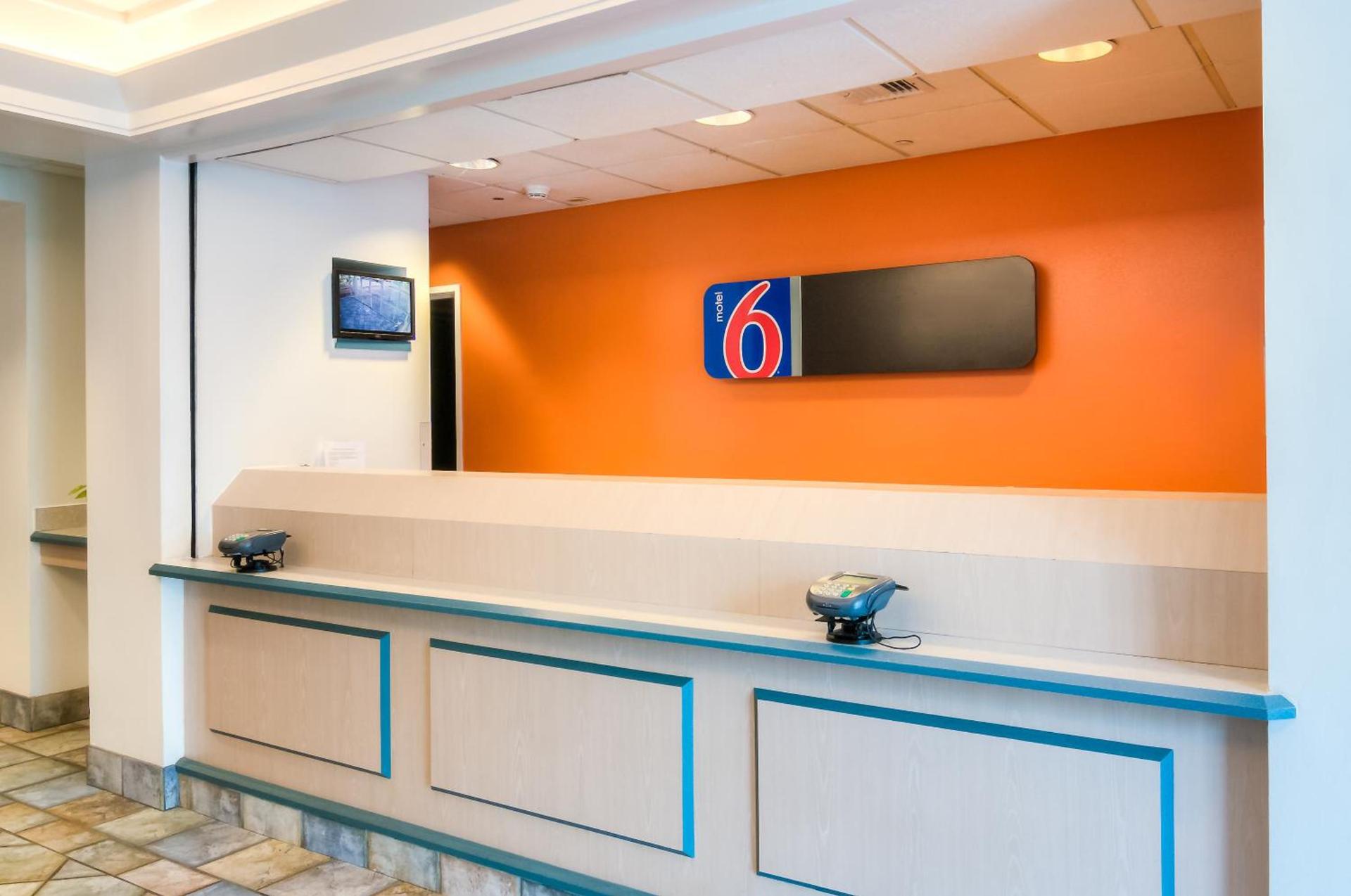 Motel 6-Joliet, IL - Chicago - I-55 photo 18