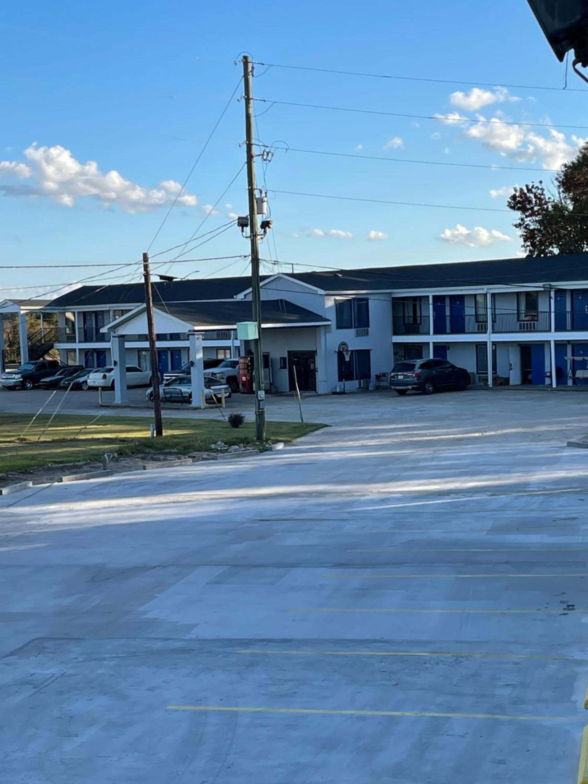 The Kinder Inn photo 2