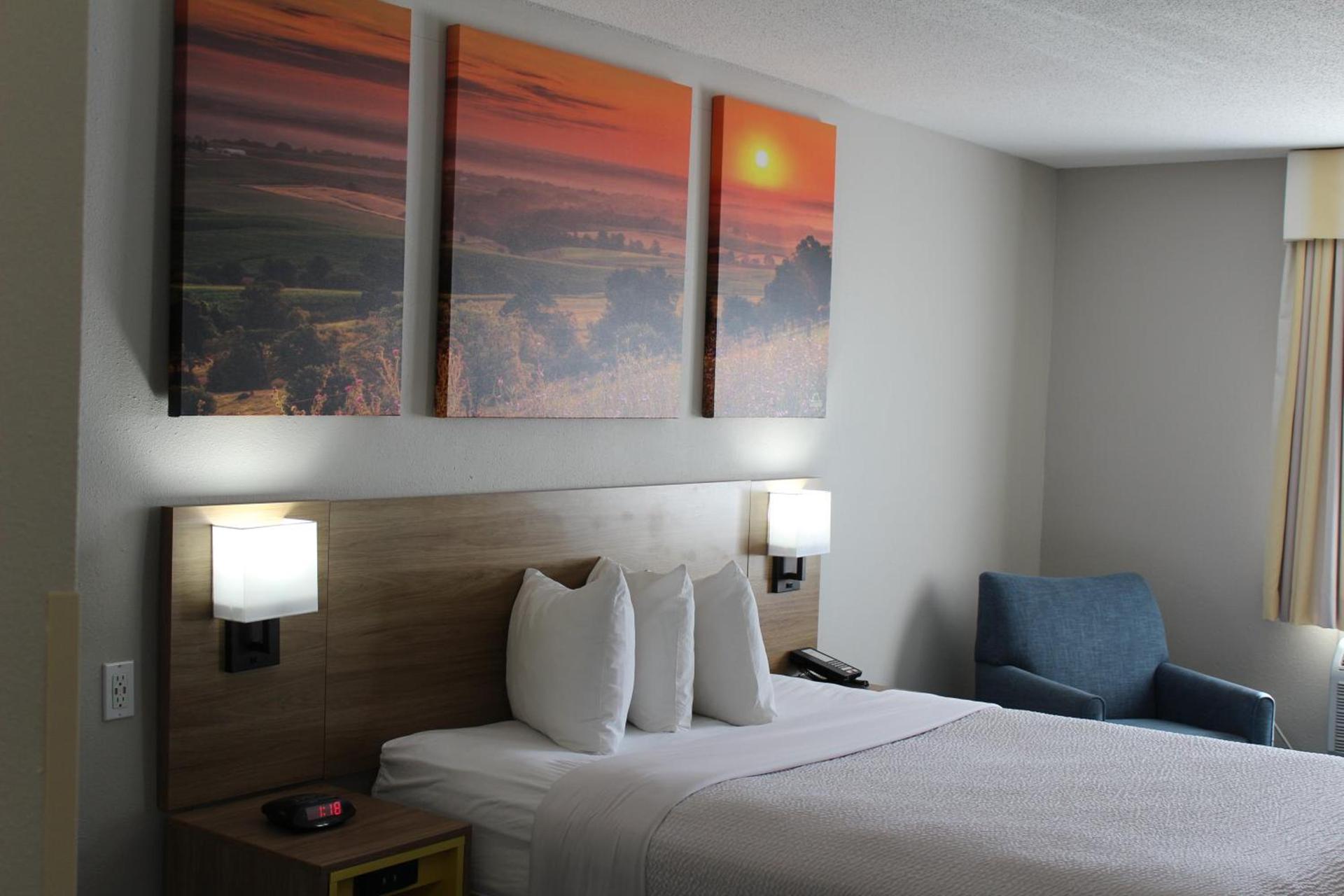 Days Inn by Wyndham Colby photo 59