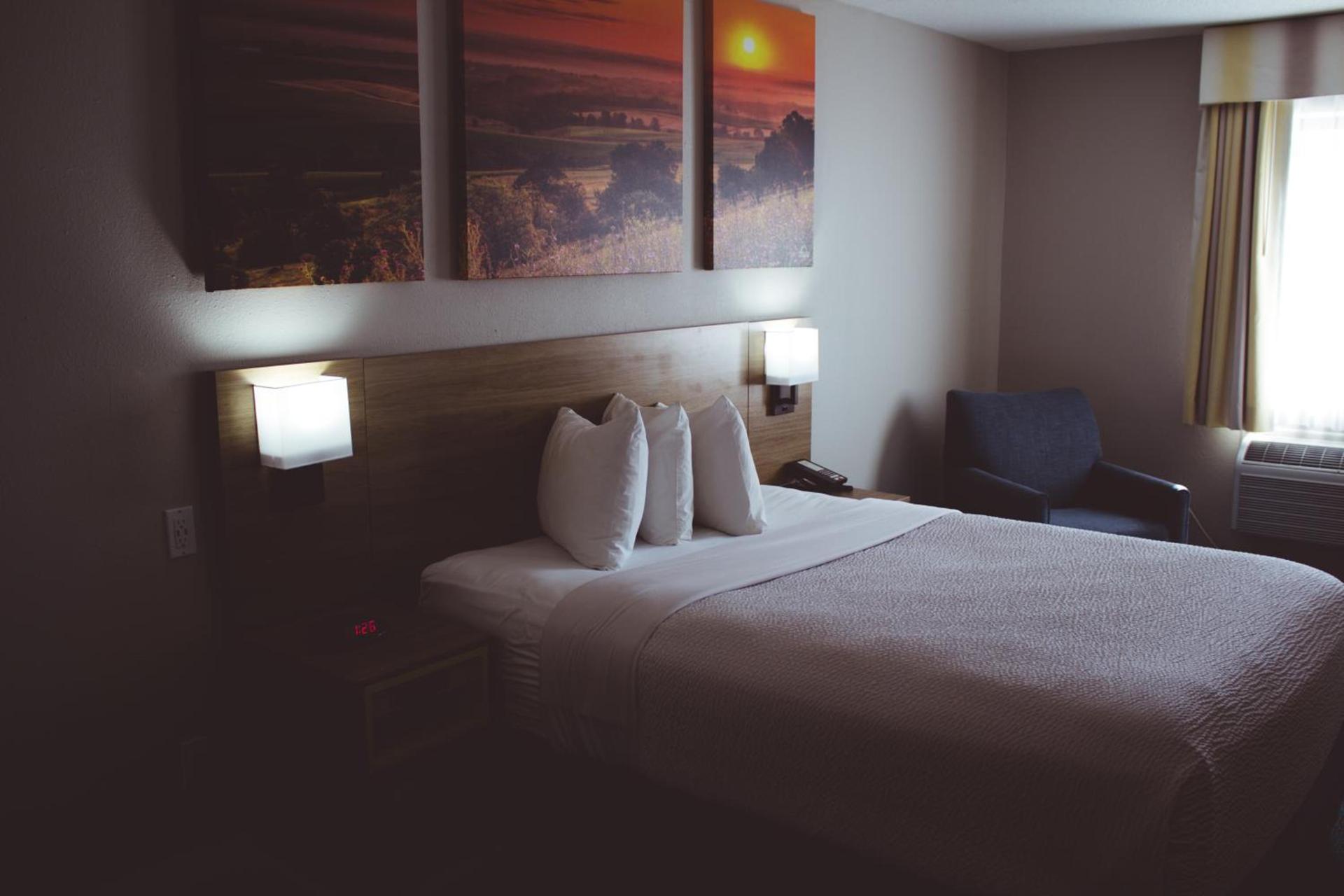 Days Inn by Wyndham Colby photo 69