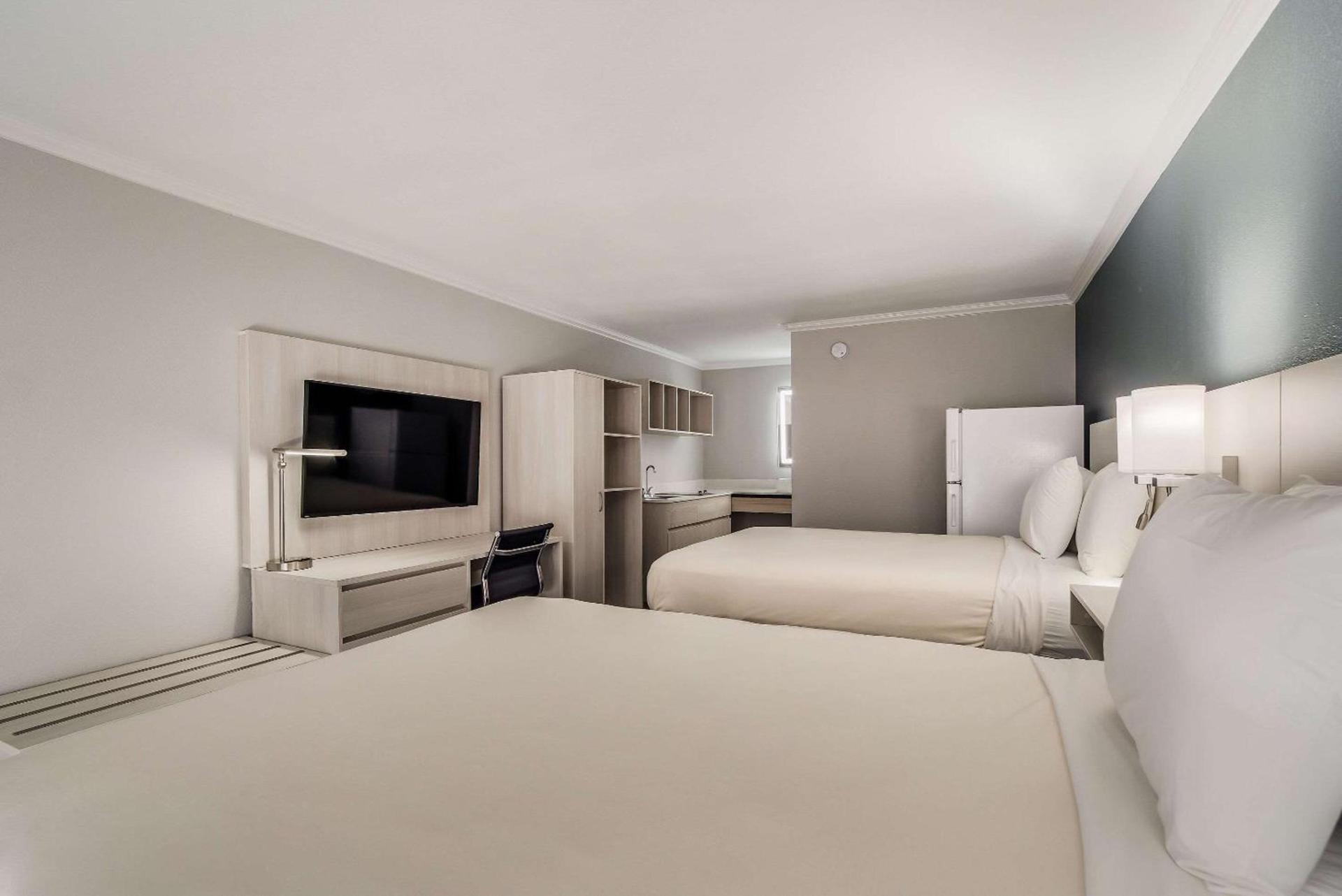 MainStay Suites Florence - Darlington photo 50