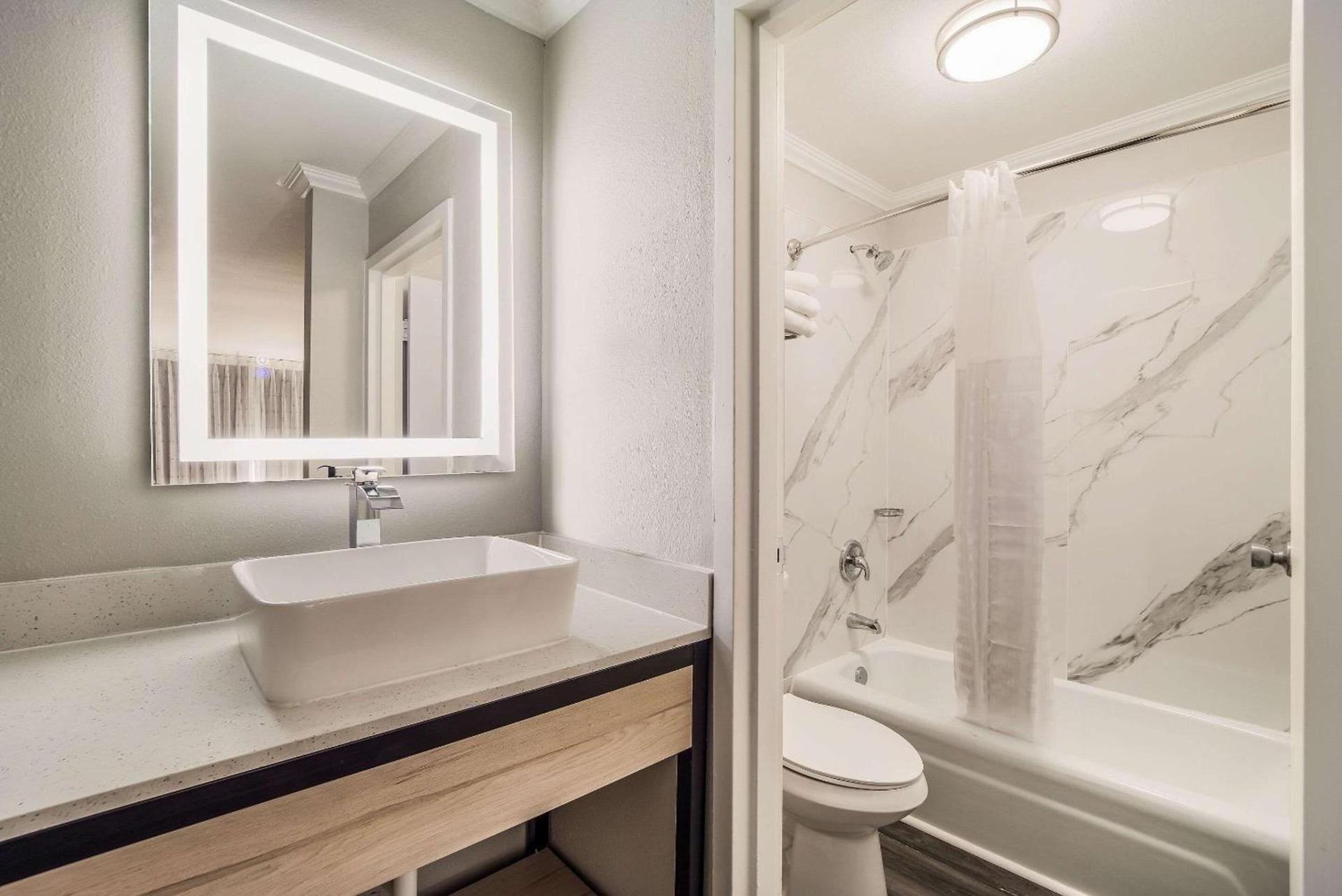MainStay Suites Florence - Darlington photo 14