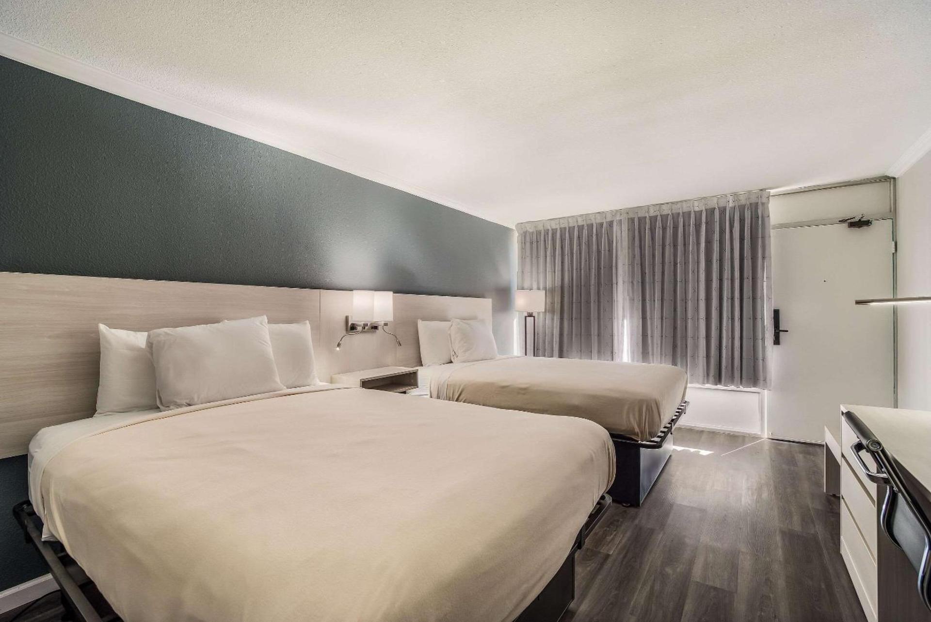 MainStay Suites Florence - Darlington photo 15