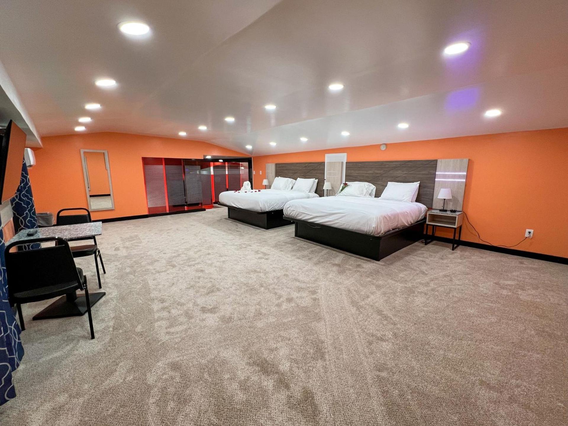 Hollywood Motel photo 8