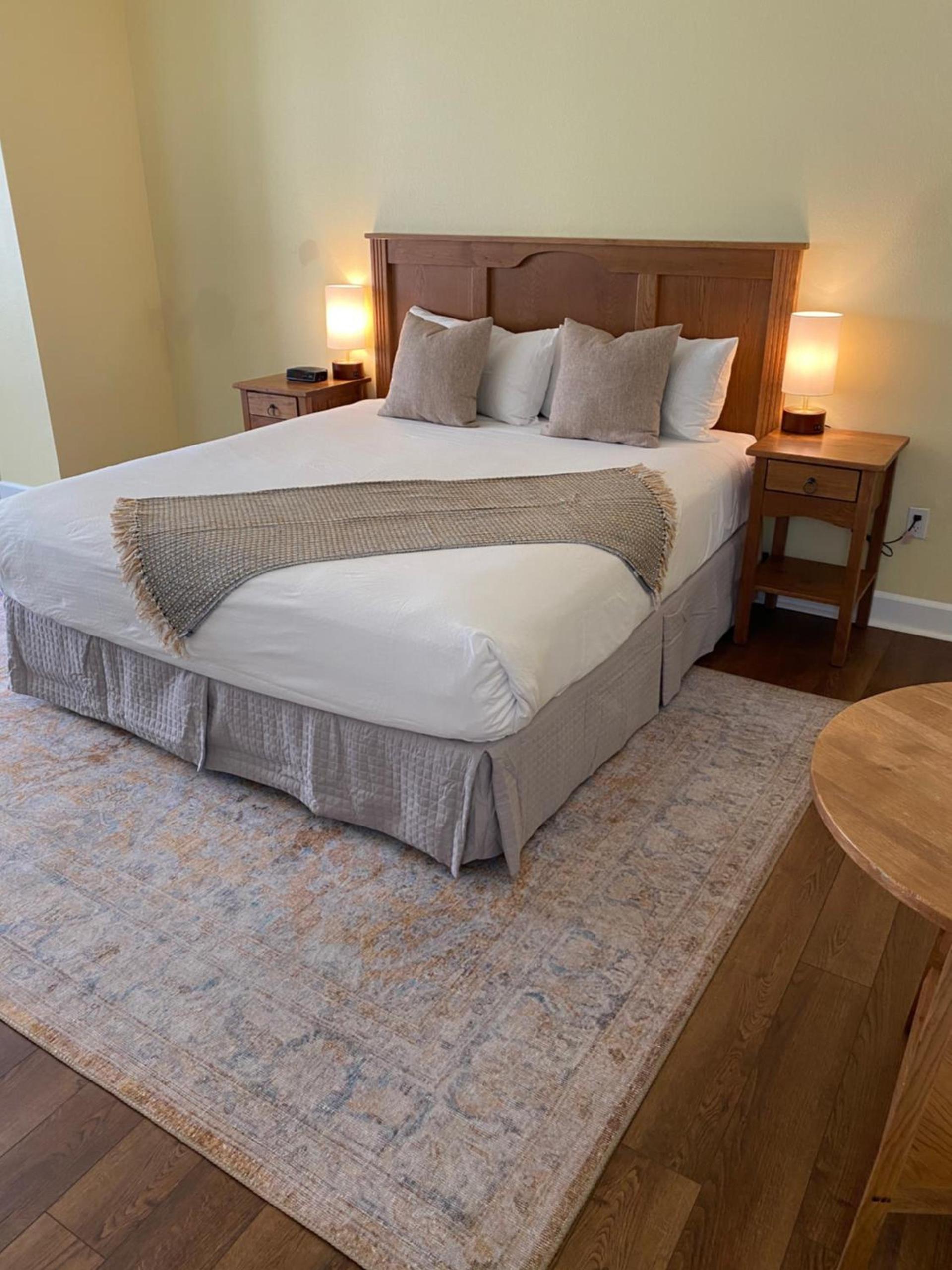 Elm House Inn photo 32