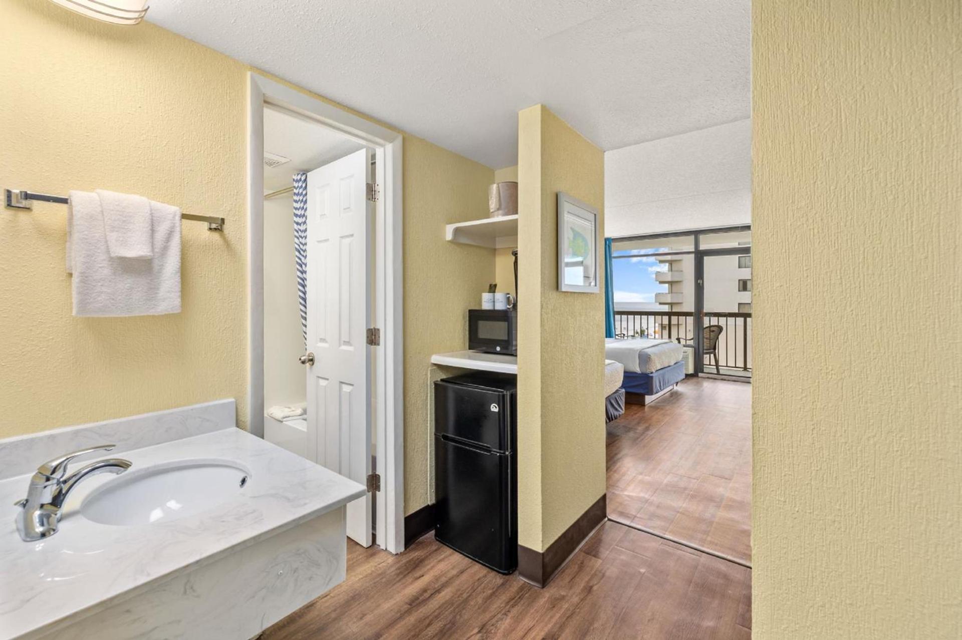 North Shore Oceanfront Resort Hotel photo 31