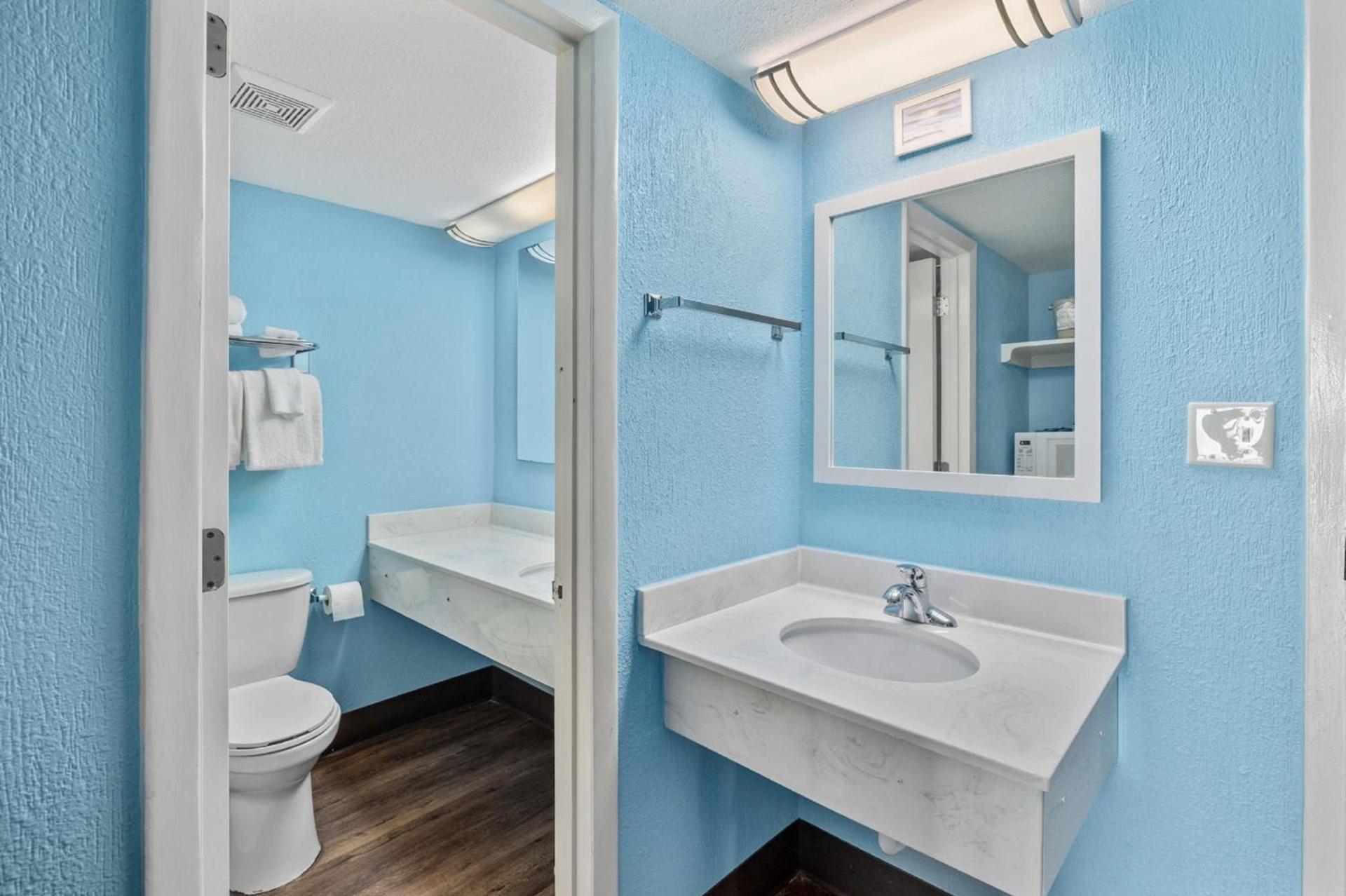 North Shore Oceanfront Resort Hotel photo 11