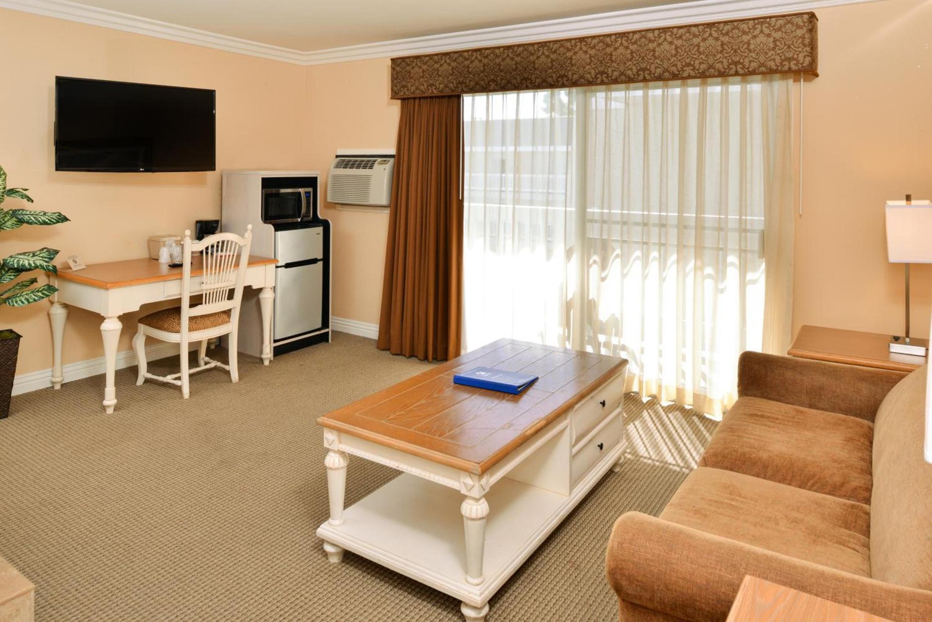 Dana Point Marina Inn photo 28
