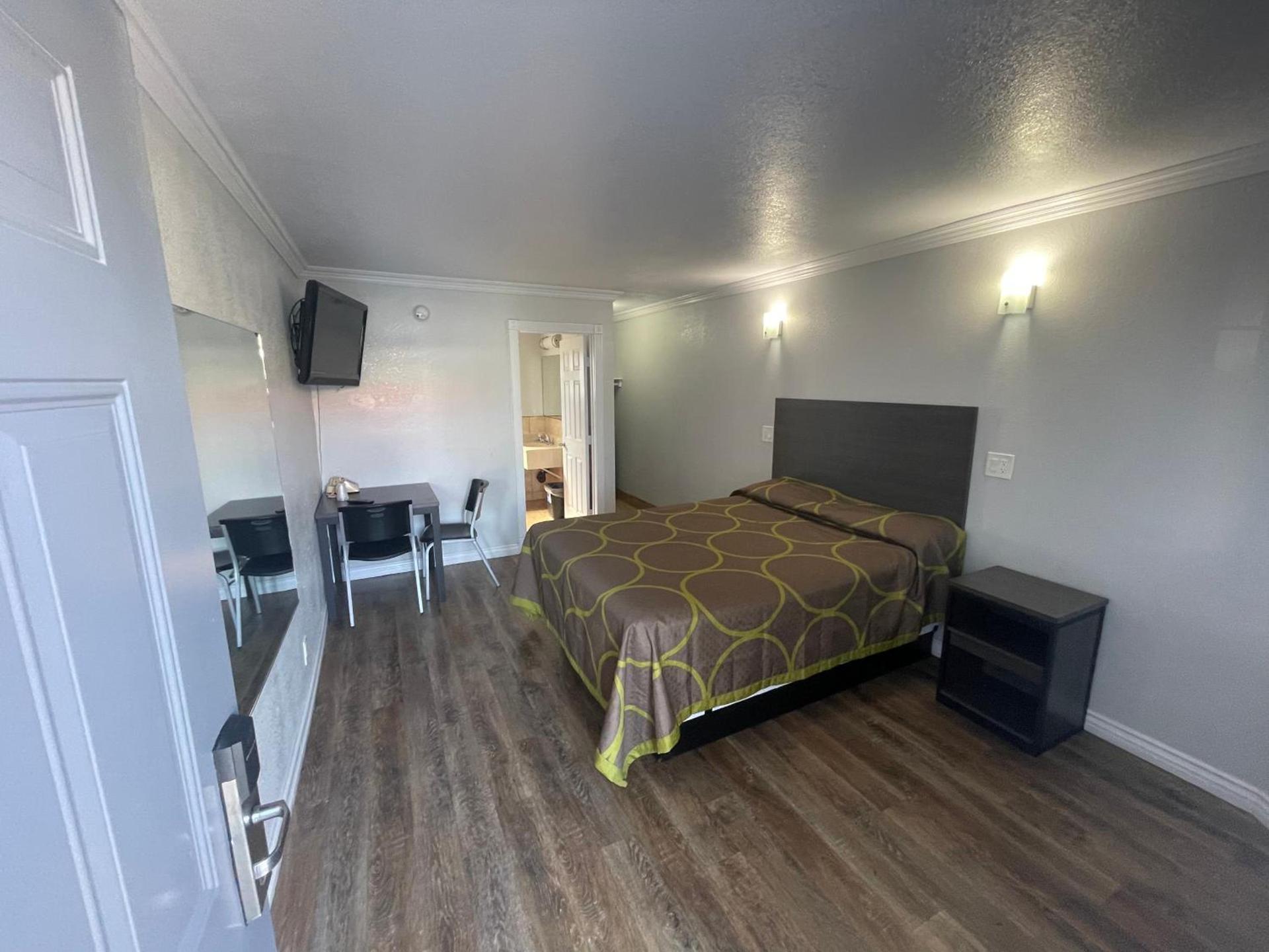 Seaway Motel photo 5
