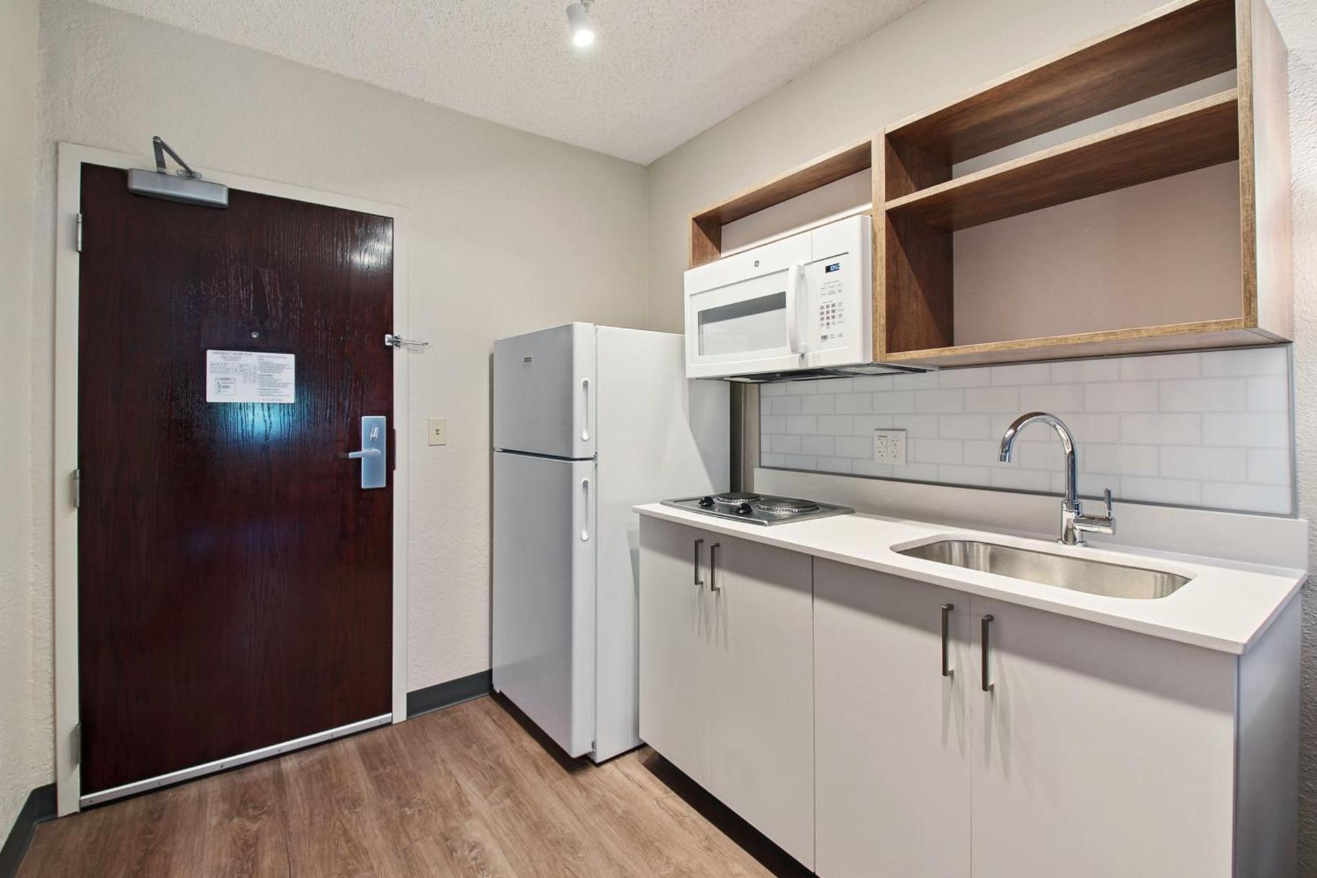 Extended Stay America Suites - Fort Lauderdale - Plantation photo 12