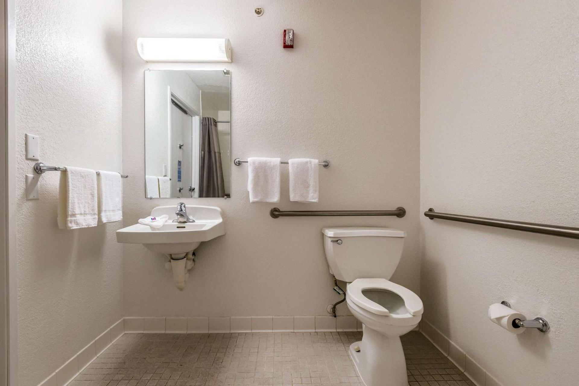 Motel 6-West Des Moines, IA photo 11