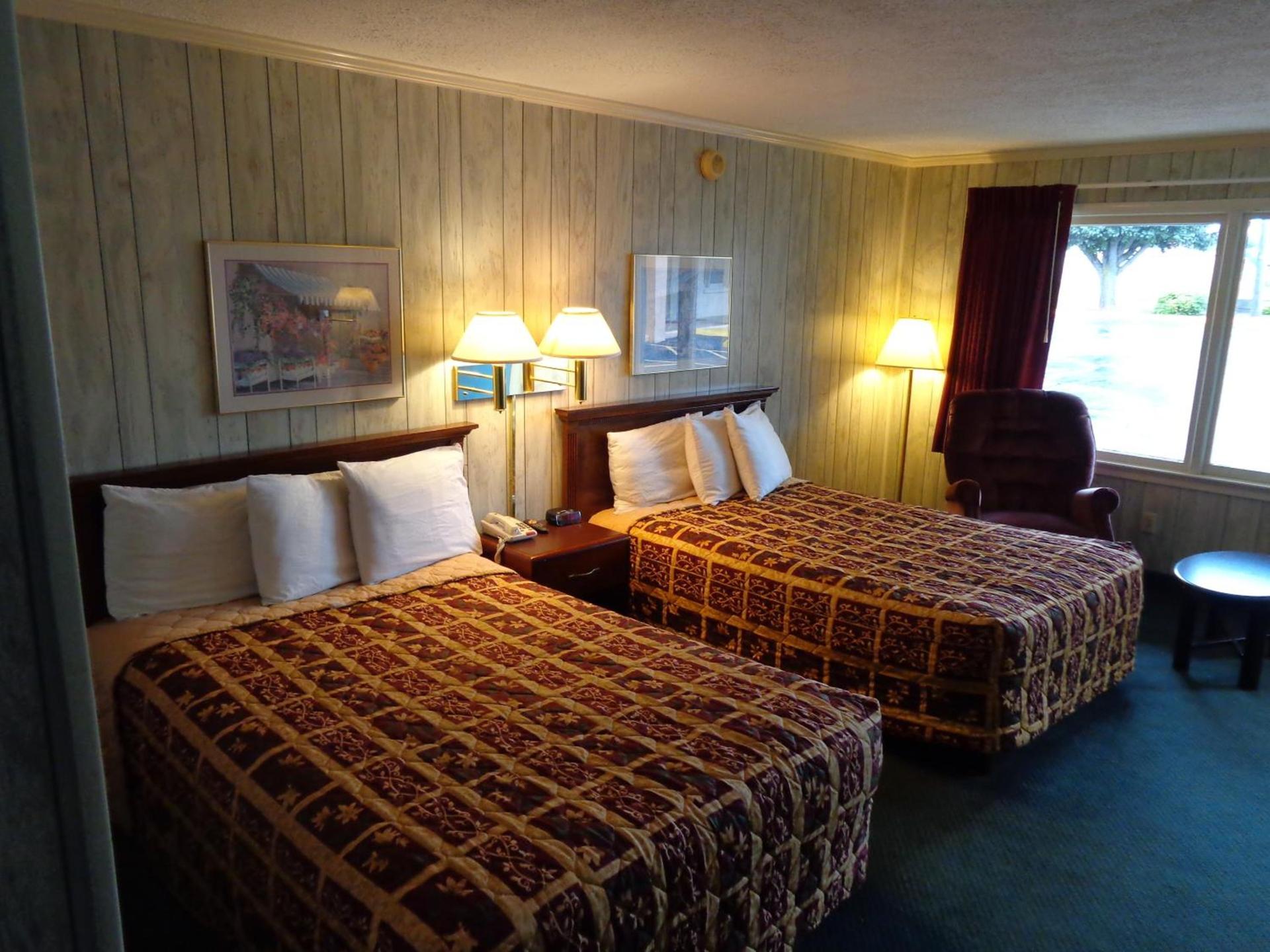 Travelodge by Wyndham Ridgeway Martinsville Area photo 26