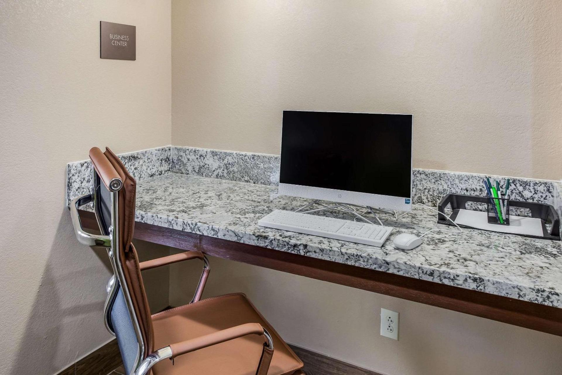 Quality Inn Charleston South photo 28
