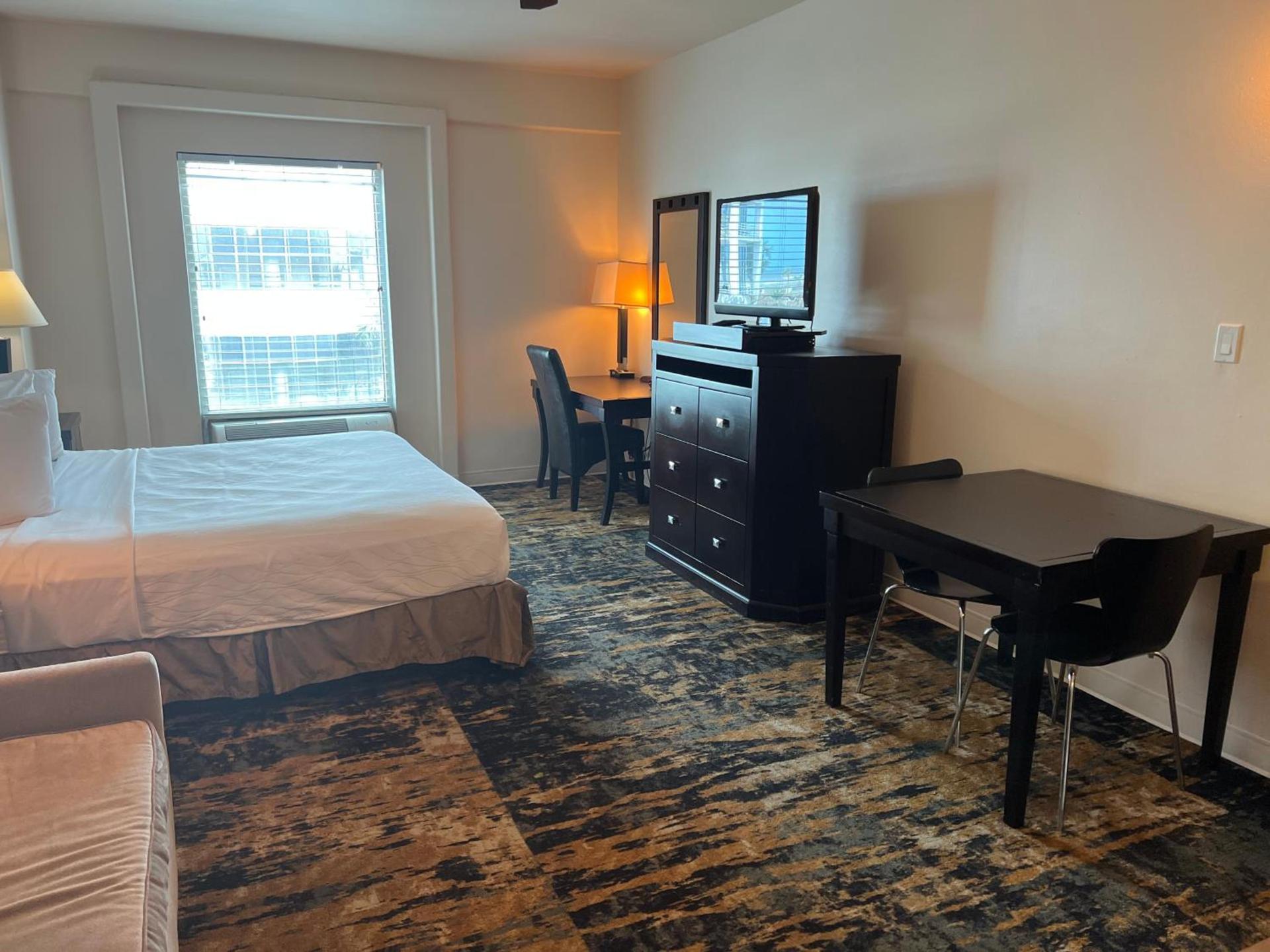 Sunchase Inn & Suites photo 28