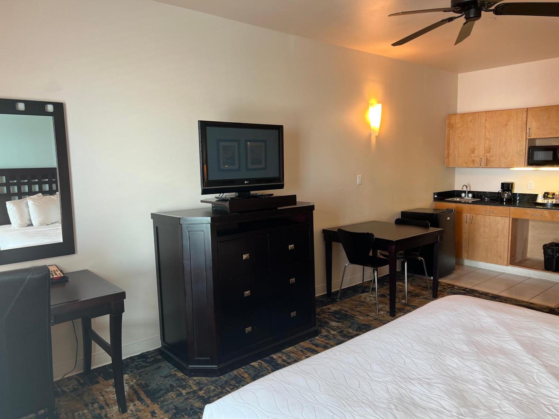 Sunchase Inn & Suites photo 29