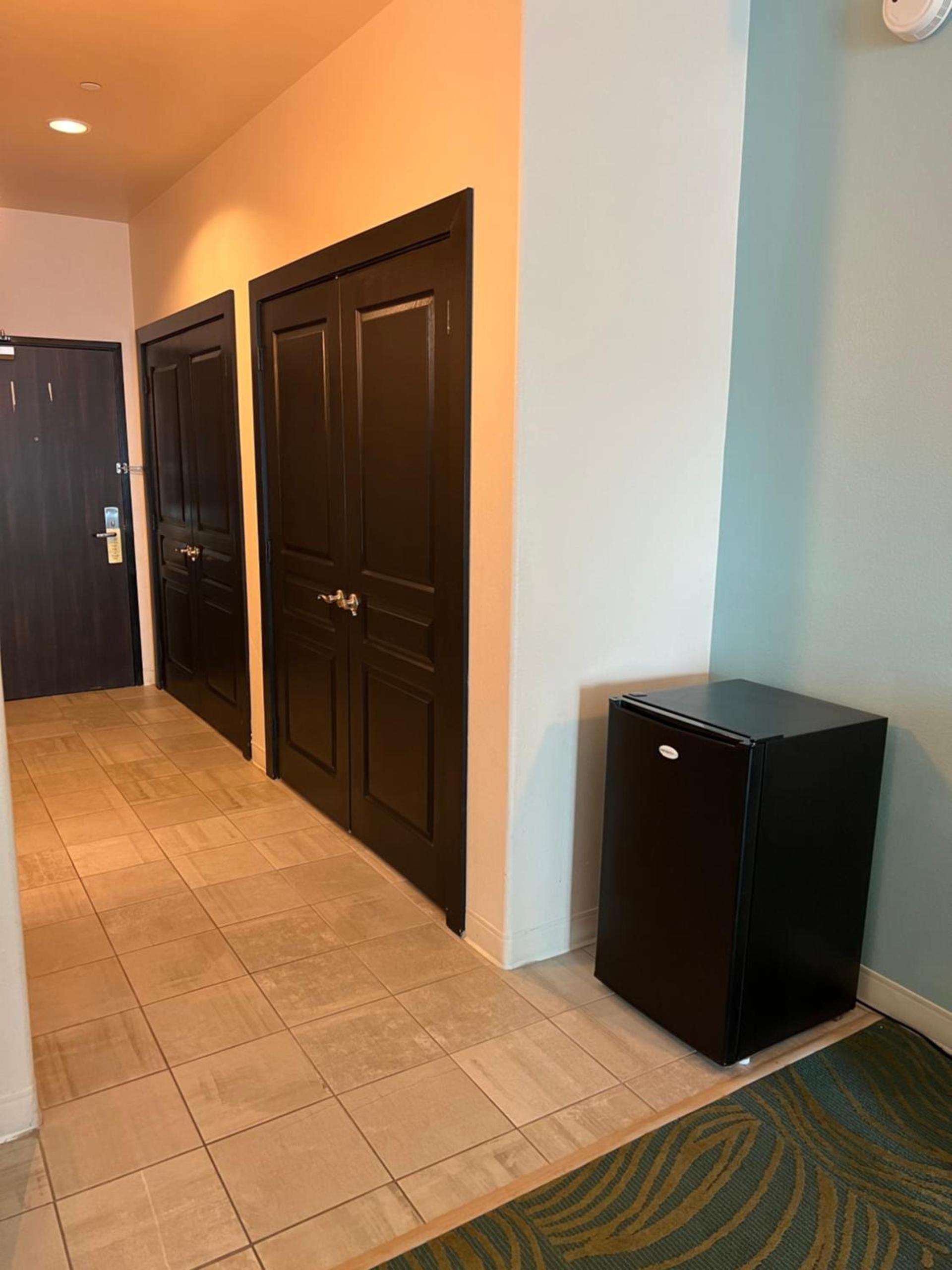 Sunchase Inn & Suites photo 36