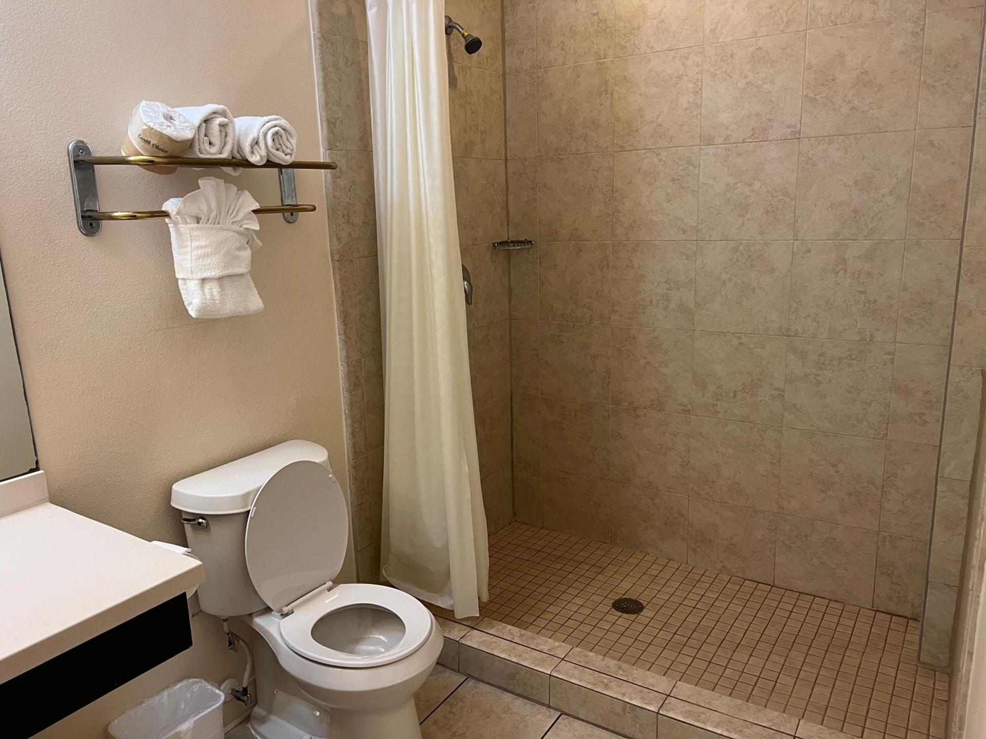 Sunchase Inn & Suites photo 40