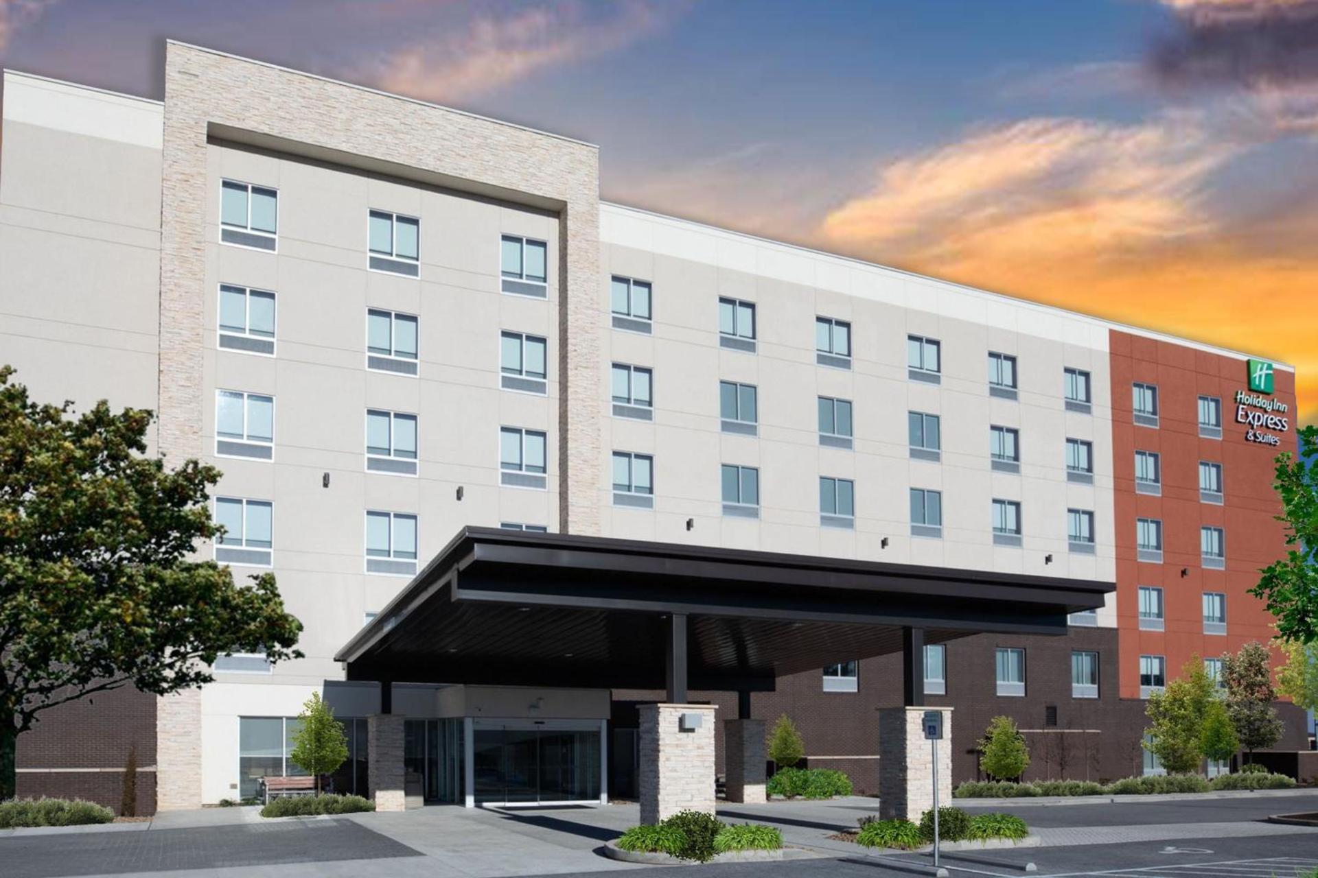 Holiday Inn Express & Suites - Nashville MetroCenter Downtown by IHG photo 3