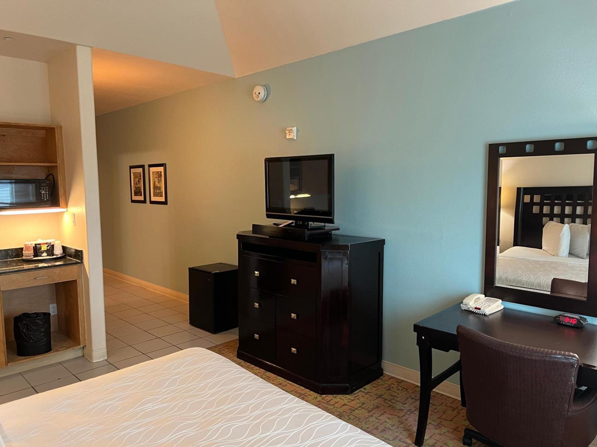 Sunchase Inn & Suites photo 64