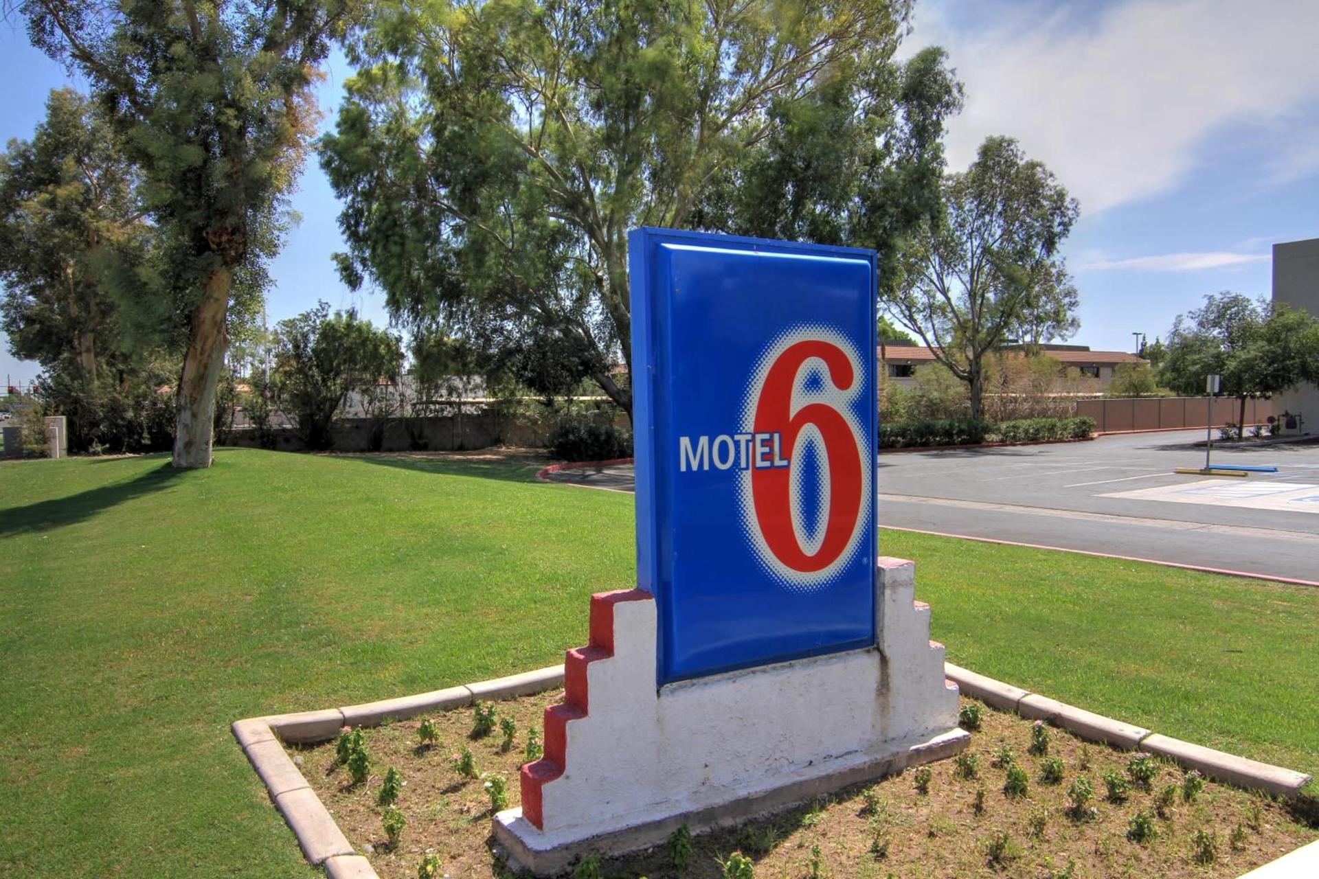 Motel 6 Tempe, AZ Phoenix Airport Priest Dr photo 6
