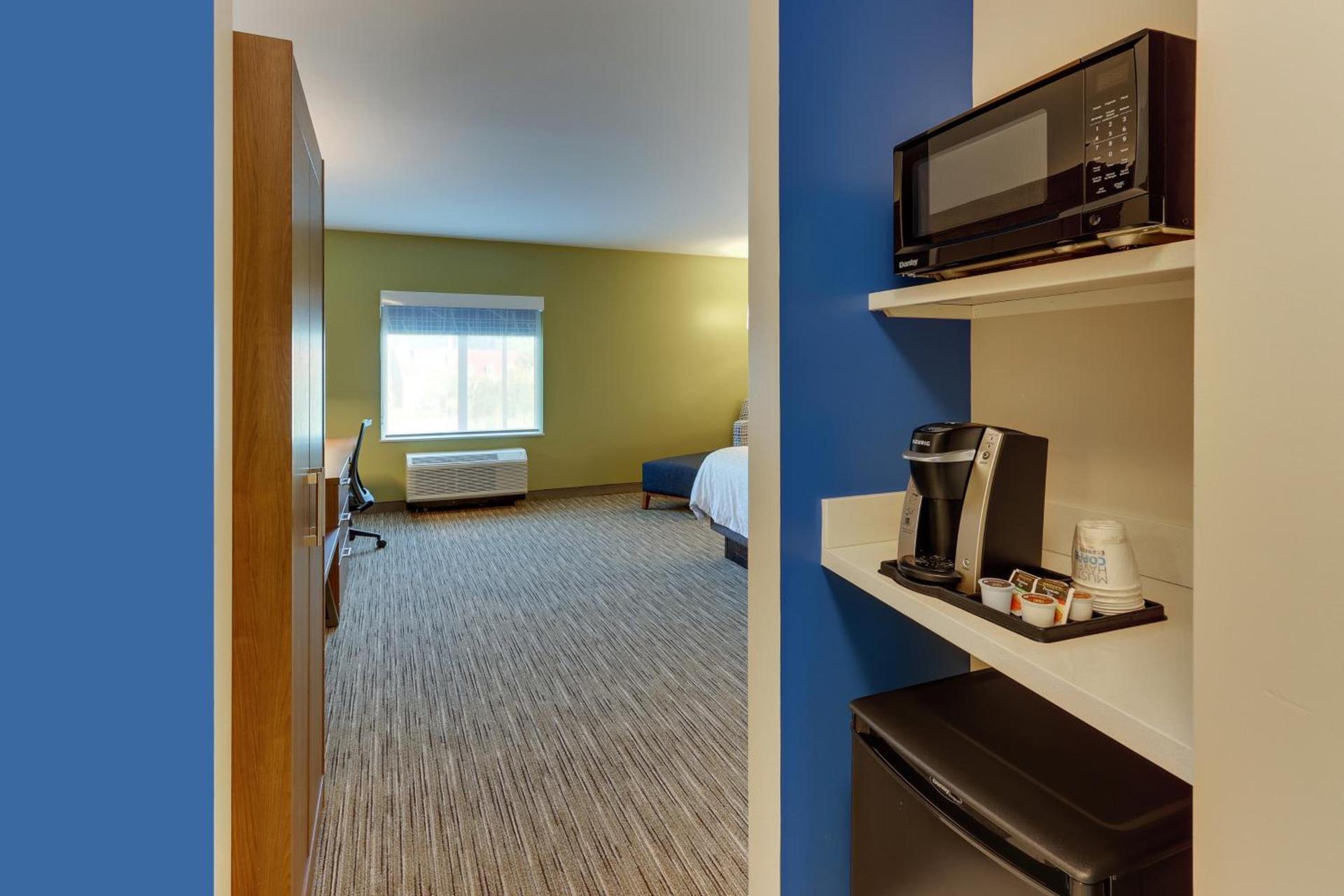 Holiday Inn Express & Suites - Saugerties - Hudson Valley by IHG photo 46