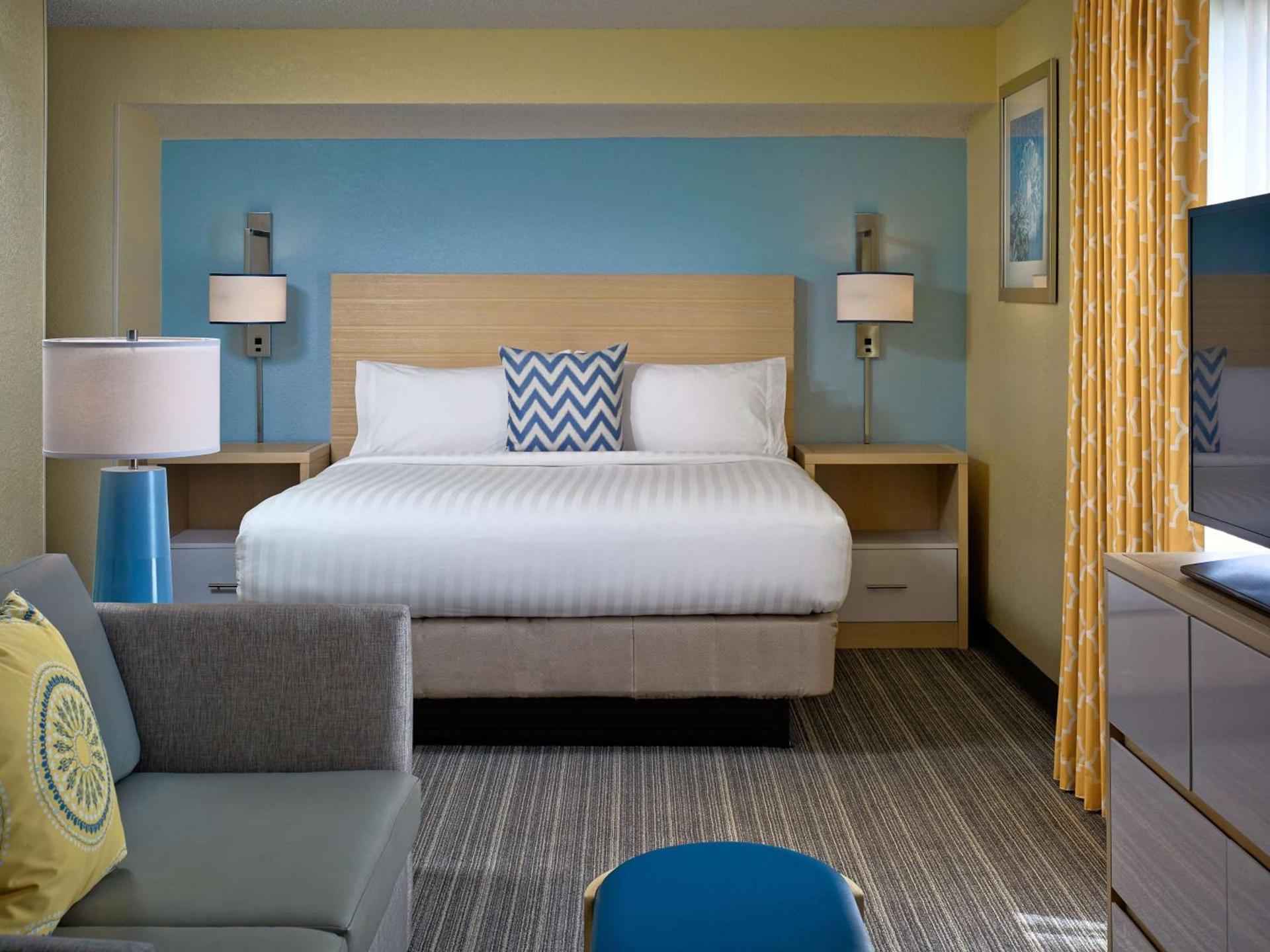 Sonesta ES Suites Burlington photo 25